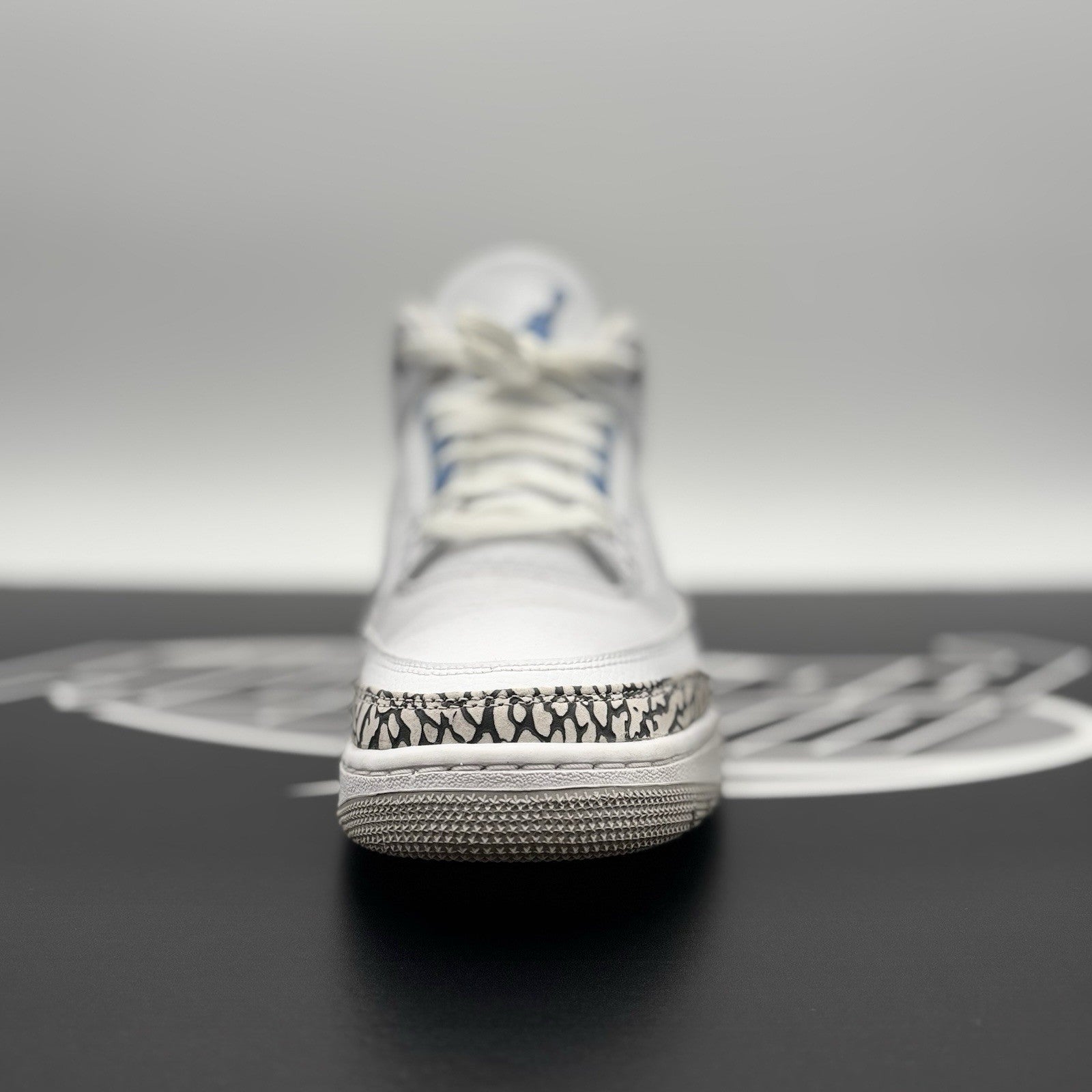 Size 10.5 - Jordan 3 Retro Mid UNC | EXCELLENT CONDITION!