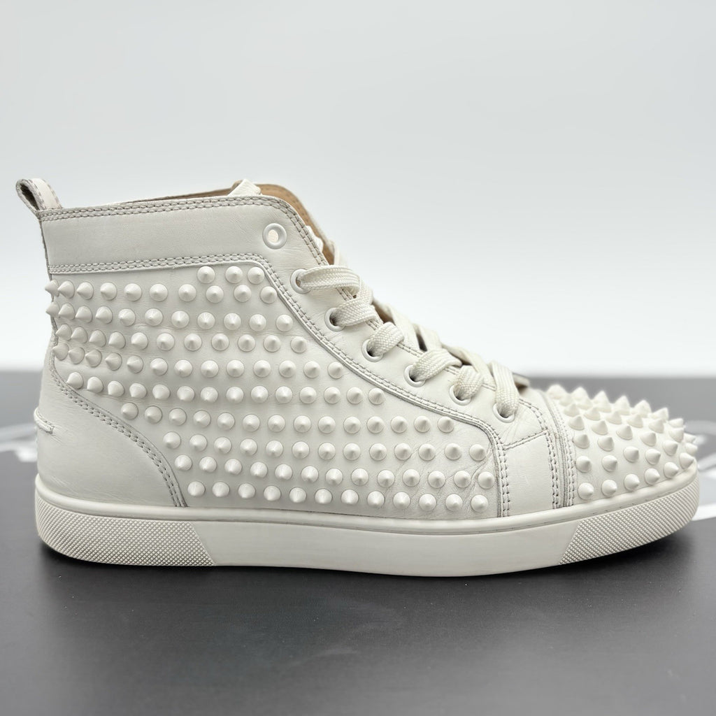 Size 41 (8 US) - Christian Louboutin Flat Spikes ' White ' | GOOD CONDITION!