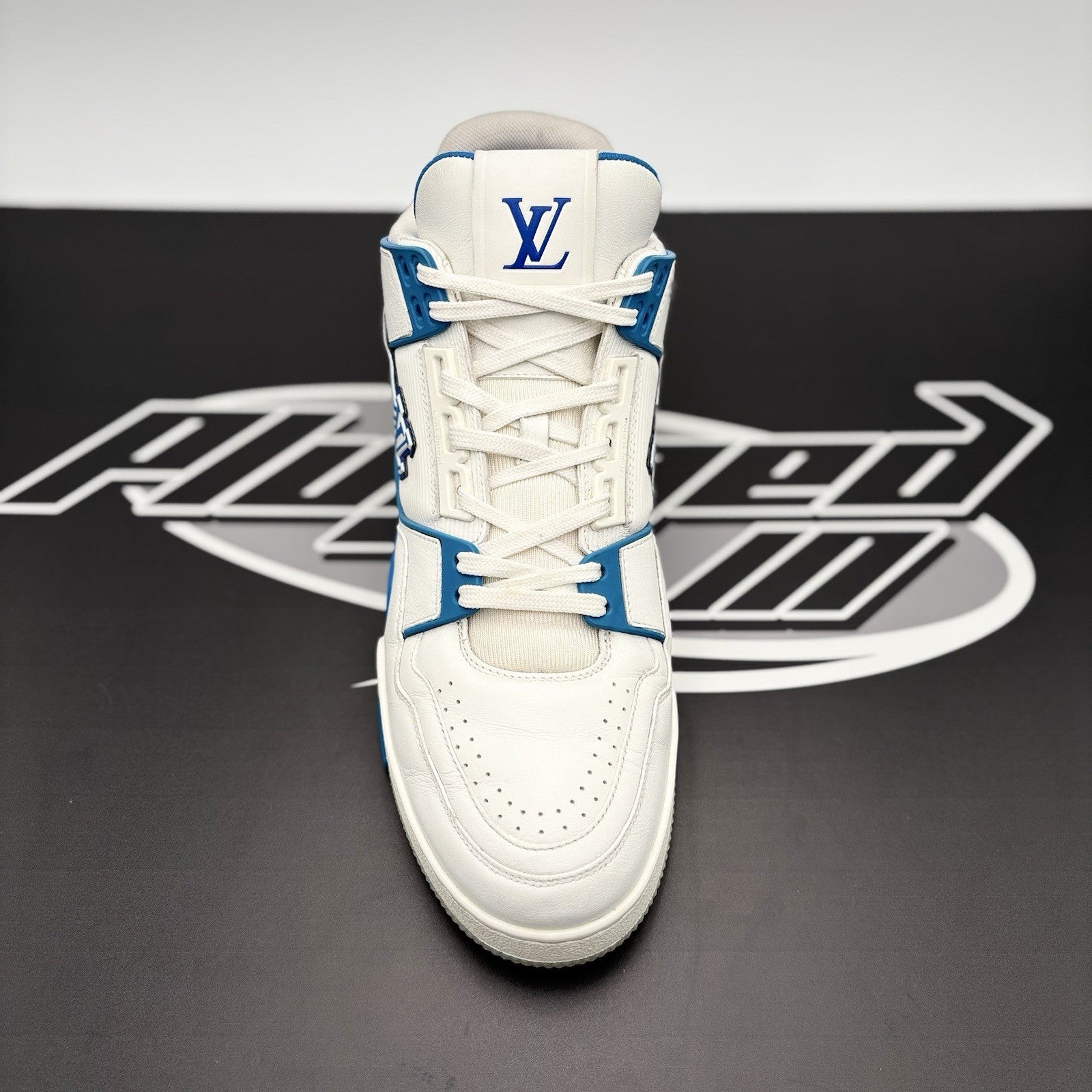 Size 8.5 LV (9.5-10 US) - Louis Vuitton Trainer Mid ‘ White, Blue ’ | GREAT!