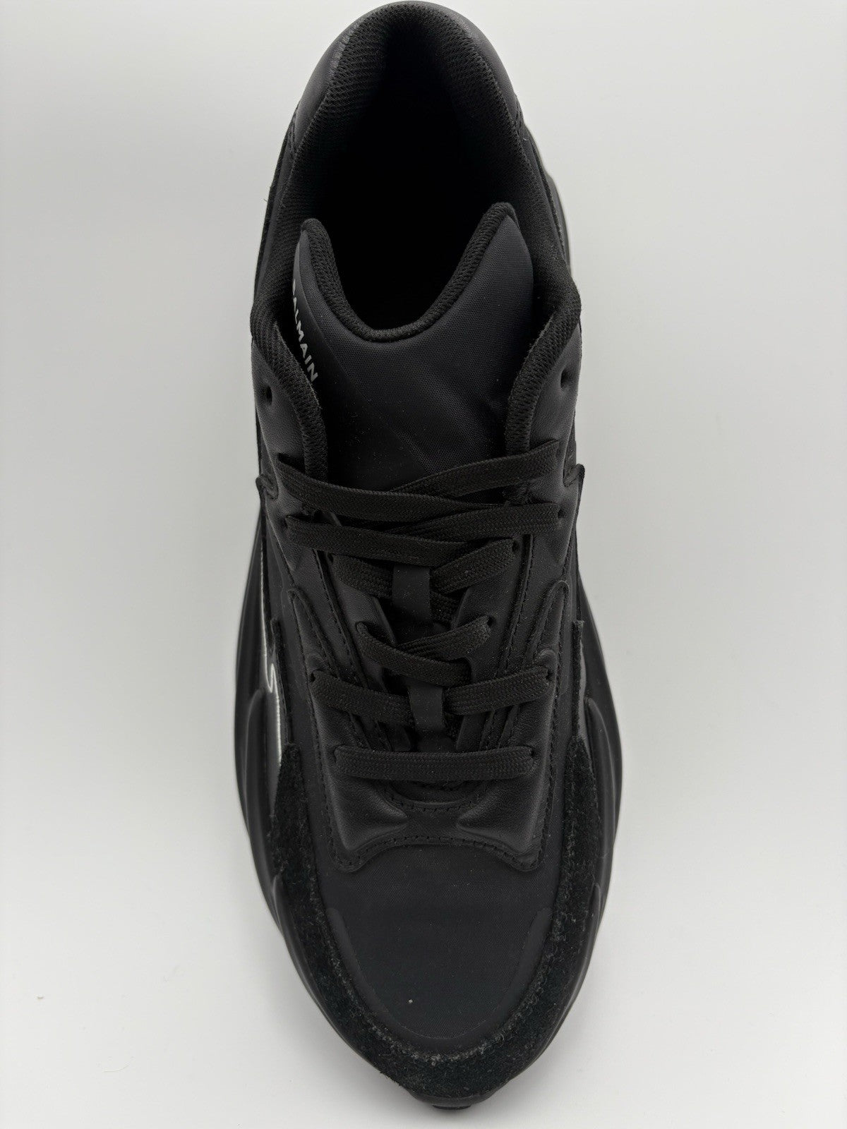 Size 42 (9 US) - Balmain Run Row Sneaker ' Black ' | SUPER CLEAN!