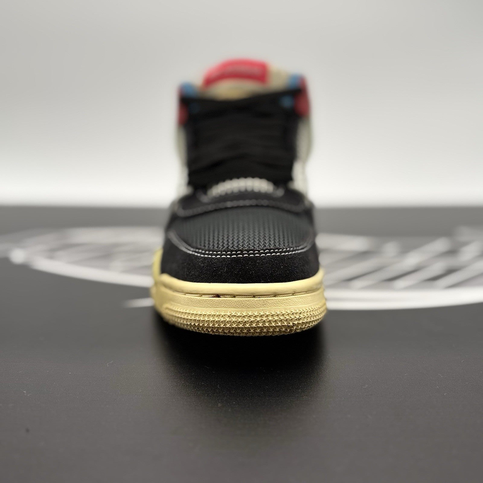 Size 6.5 - Jordan 4 Retro x Union LA Mid Off Noir | GREAT CONDITION!