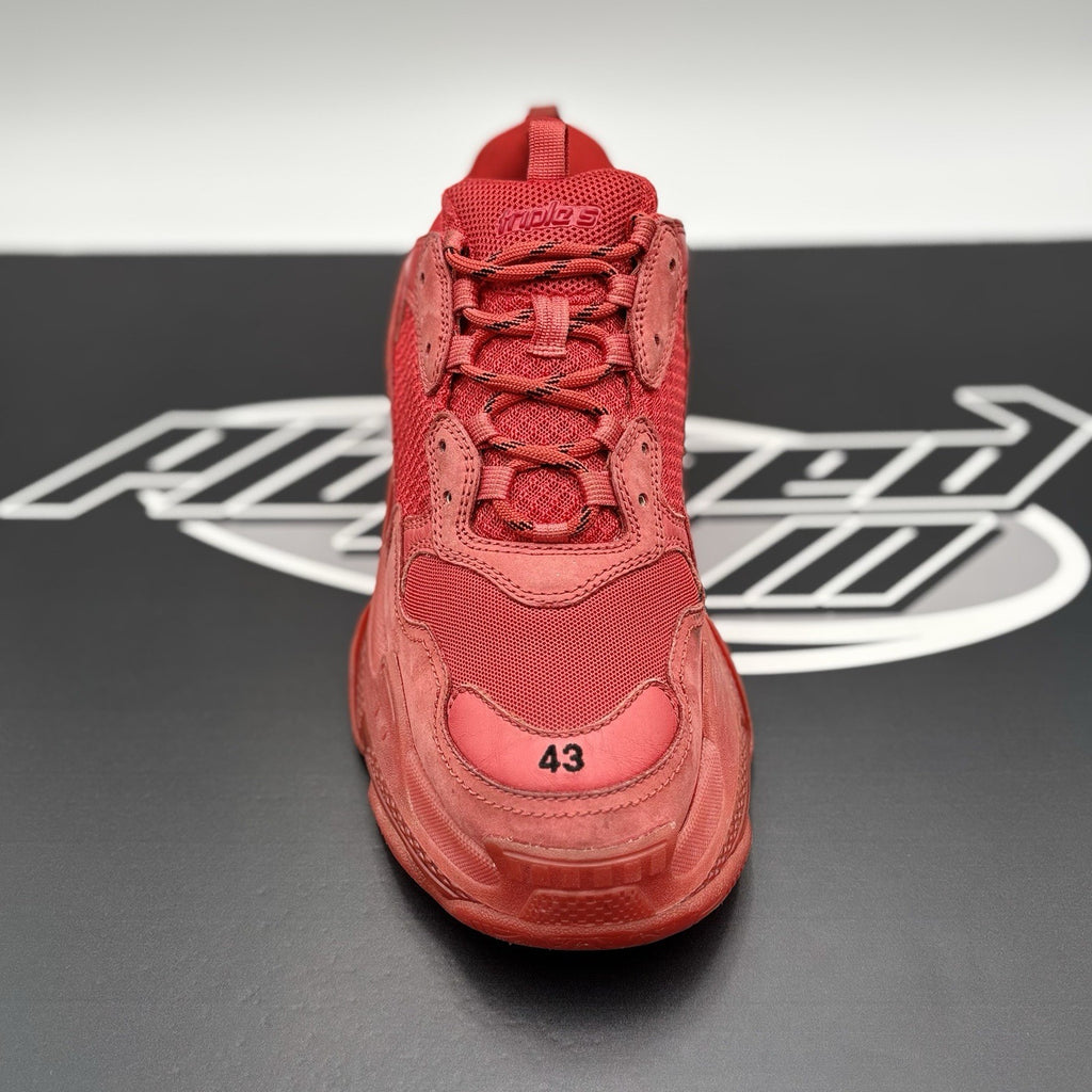 Size 43 (10 US) - Balenciaga Triple S ' Red '