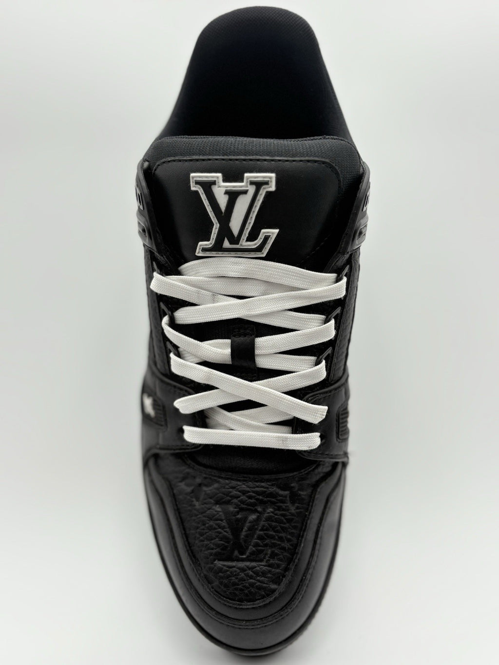 Size 7 LV (8-8.5 US) Louis Vuitton Trainer ' Black ' | GOOD CONDITION!
