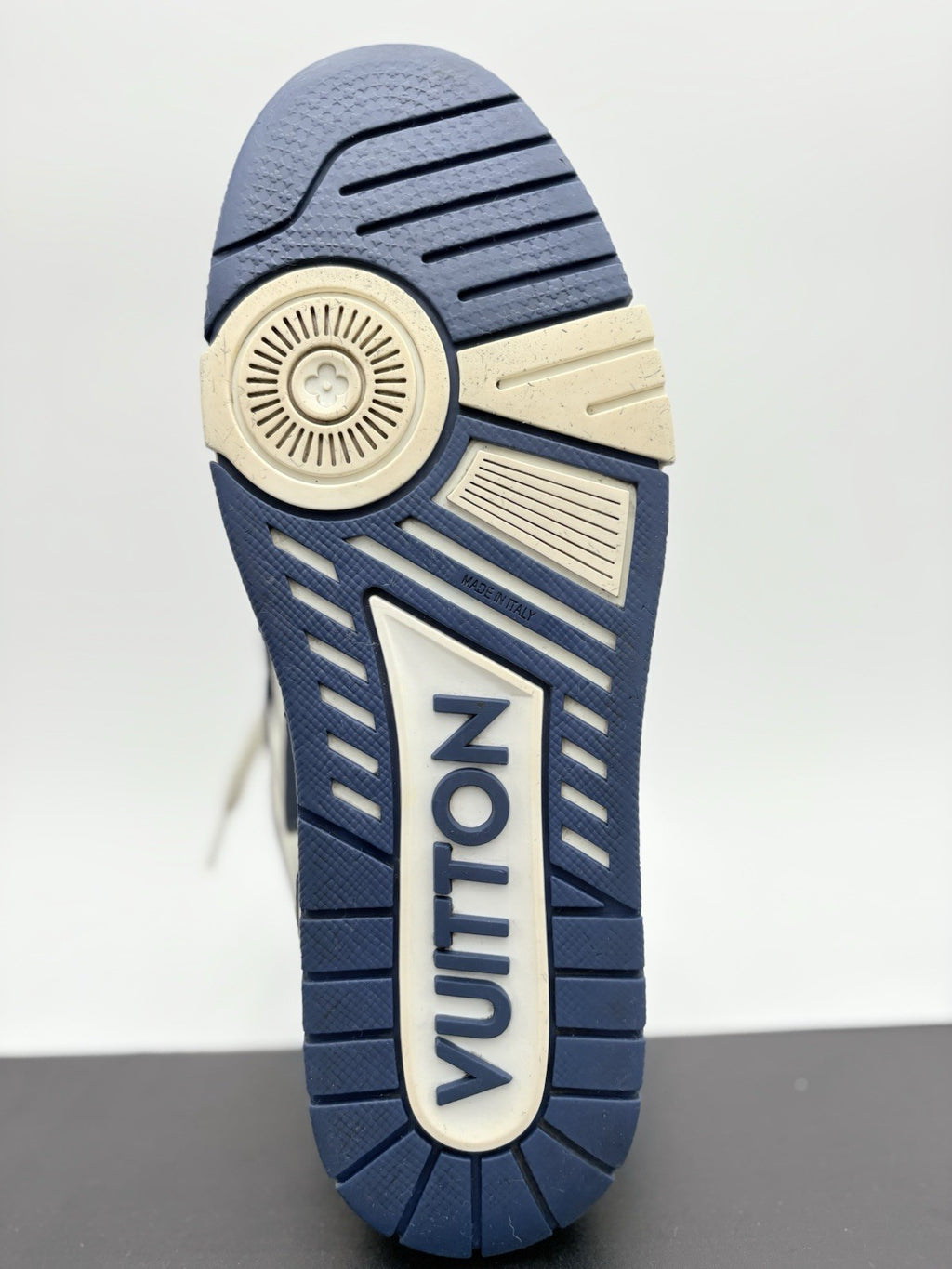 Size 8 LV (9-9.5 US) - Louis Vuitton Skate ' Marine ' | GOOD CONDITION