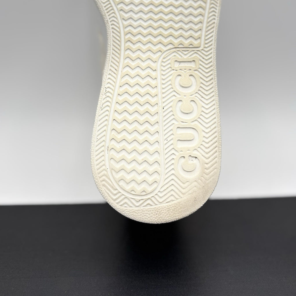 Size 8G (8.5 US) - Gucci GG Embossed ' White Leather ' | GOOD CONDITION!