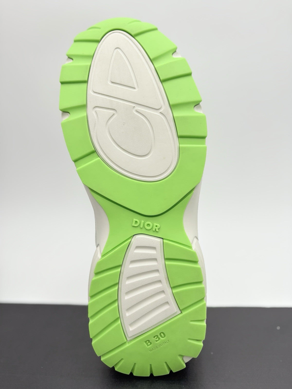 Size 42 (9 US) - Dior B30 Reflective CD30 ' Cream Green ' | SUPER CLEAN!