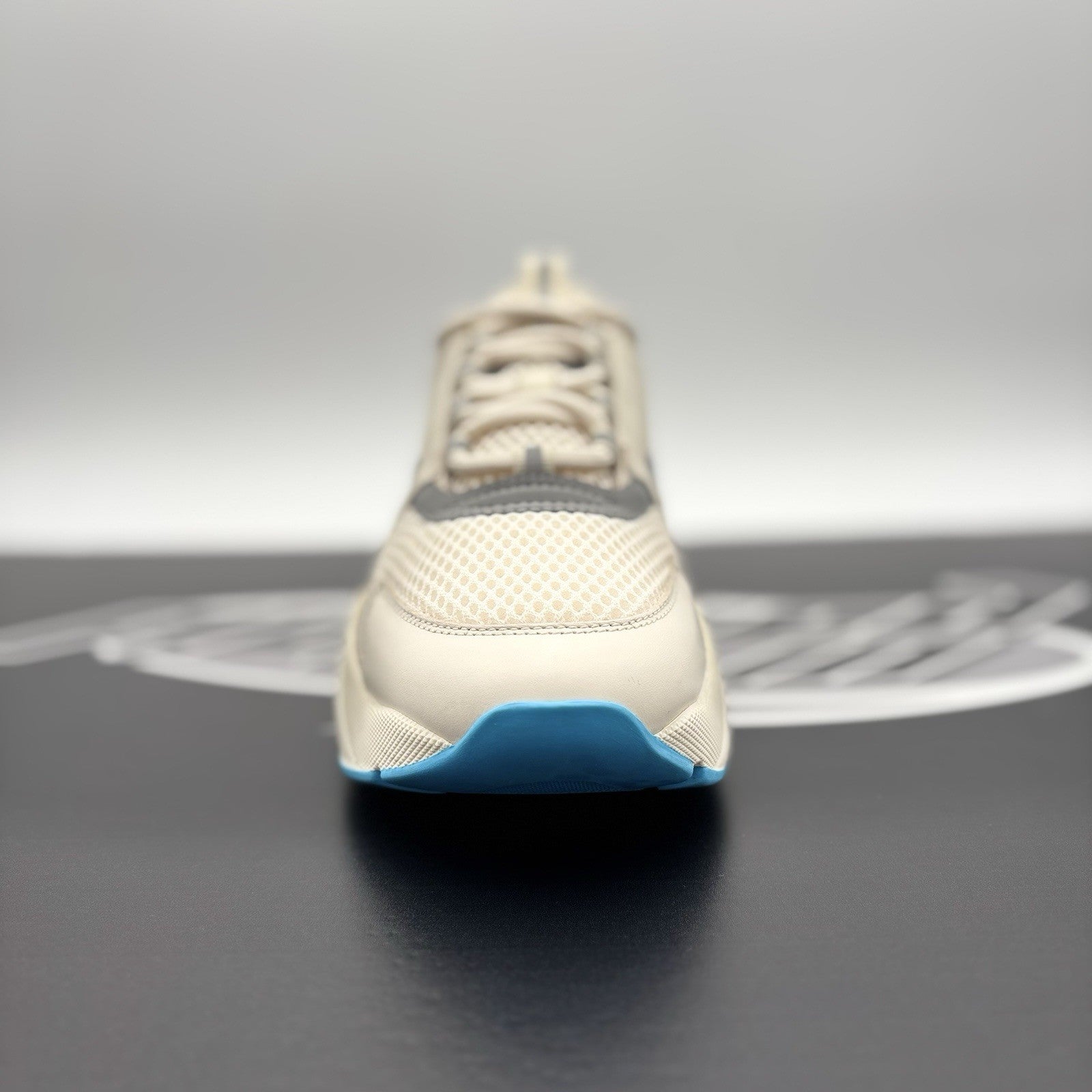 Size 43 (10 US) - Dior B22 Sneaker ' Cream, Light Blue ' | SUPER CLEAN!