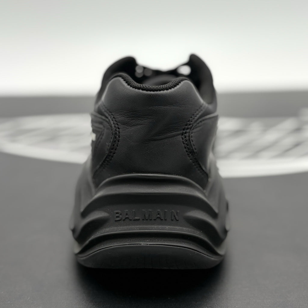 Size 42 (9 US) - Balmain Run Row Sneaker ' Black ' | SUPER CLEAN!