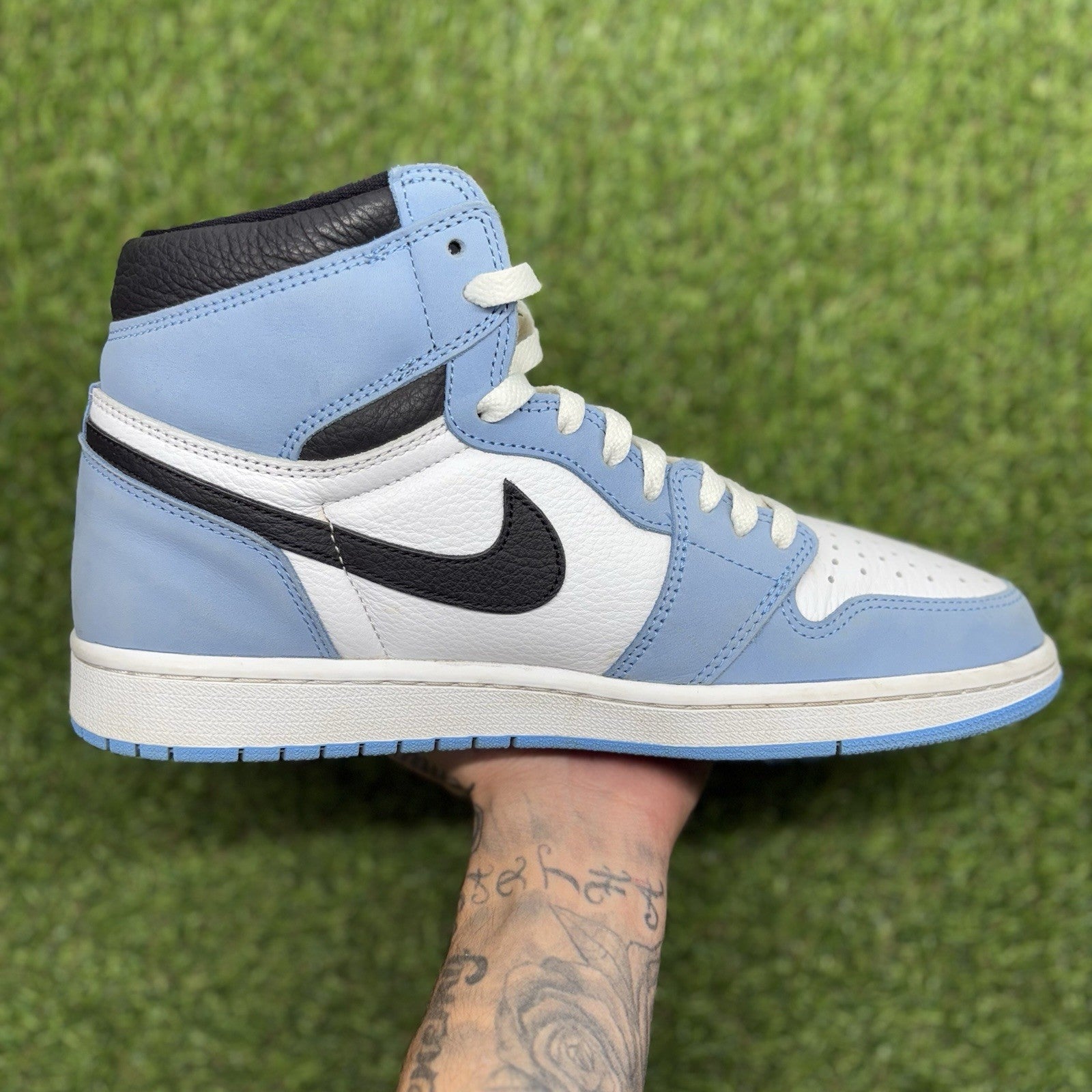 Size 11 - Air Jordan 1 Retro OG High ' University Blue ' | GREAT CONDITION!