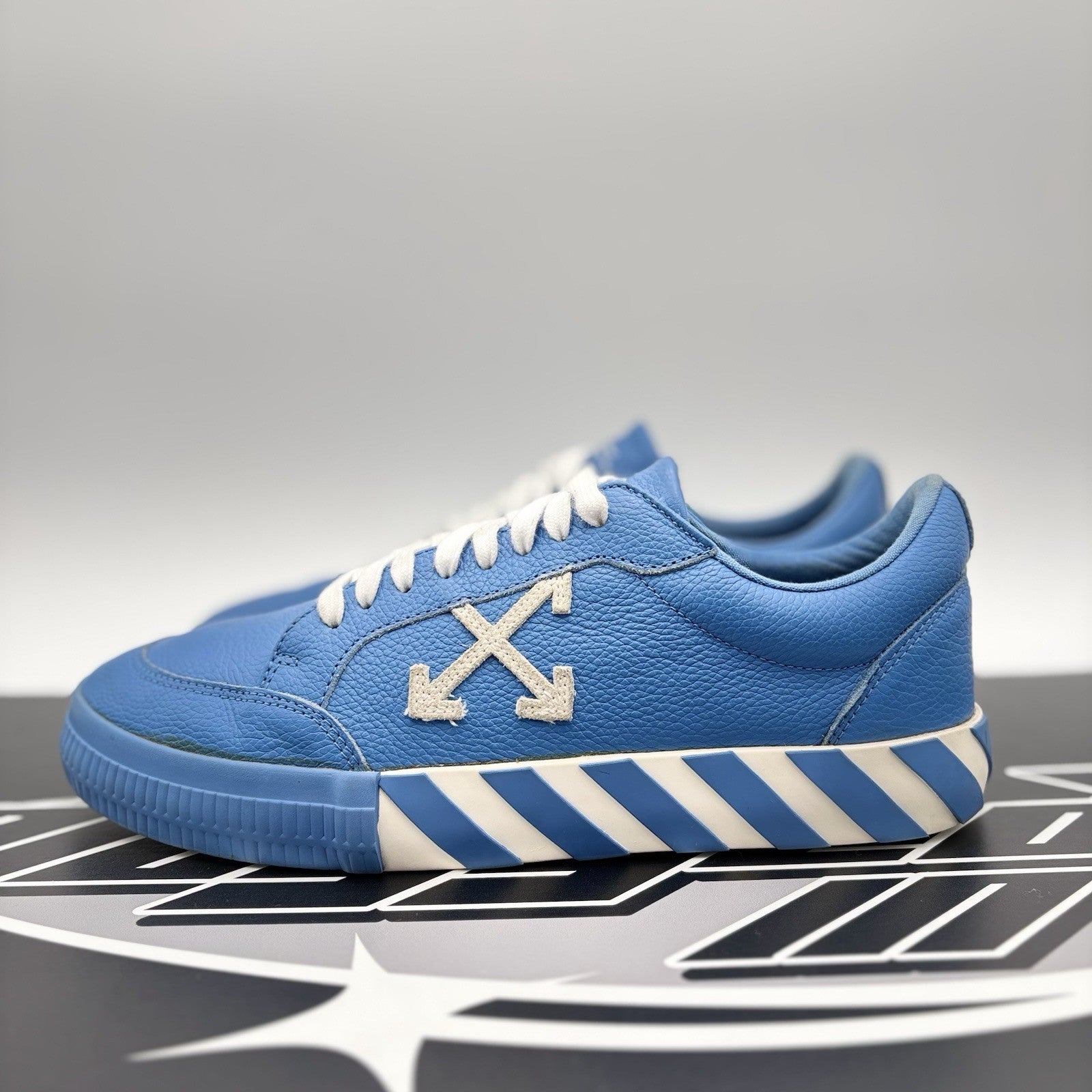 Size 43 (10 US) - Off-White Vulc Leather ' Blue, White ' | GREAT CONDITION!