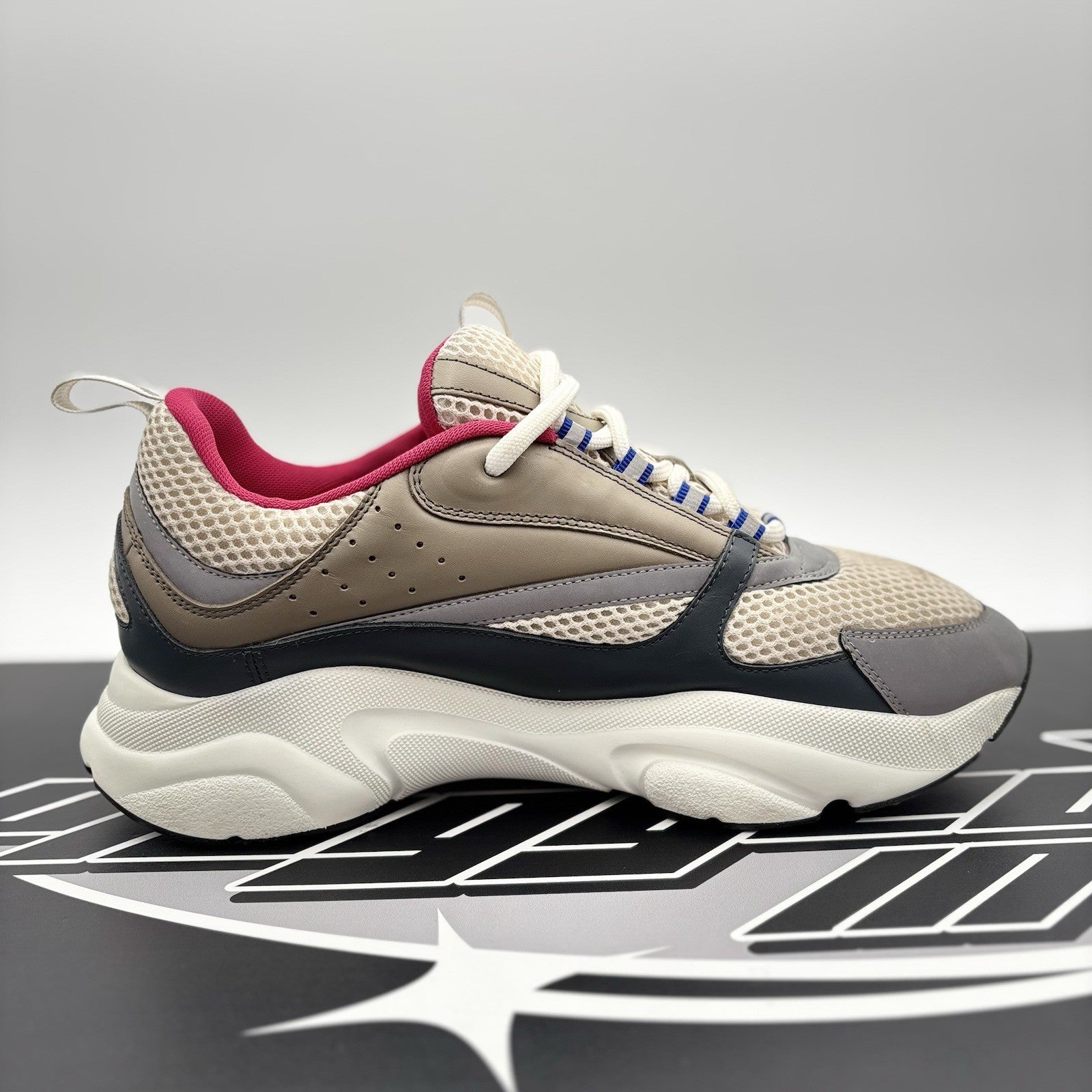 Size 43 (10 US) - Dior B22 ' Beige, Pink ' | GREAT CONDITION!