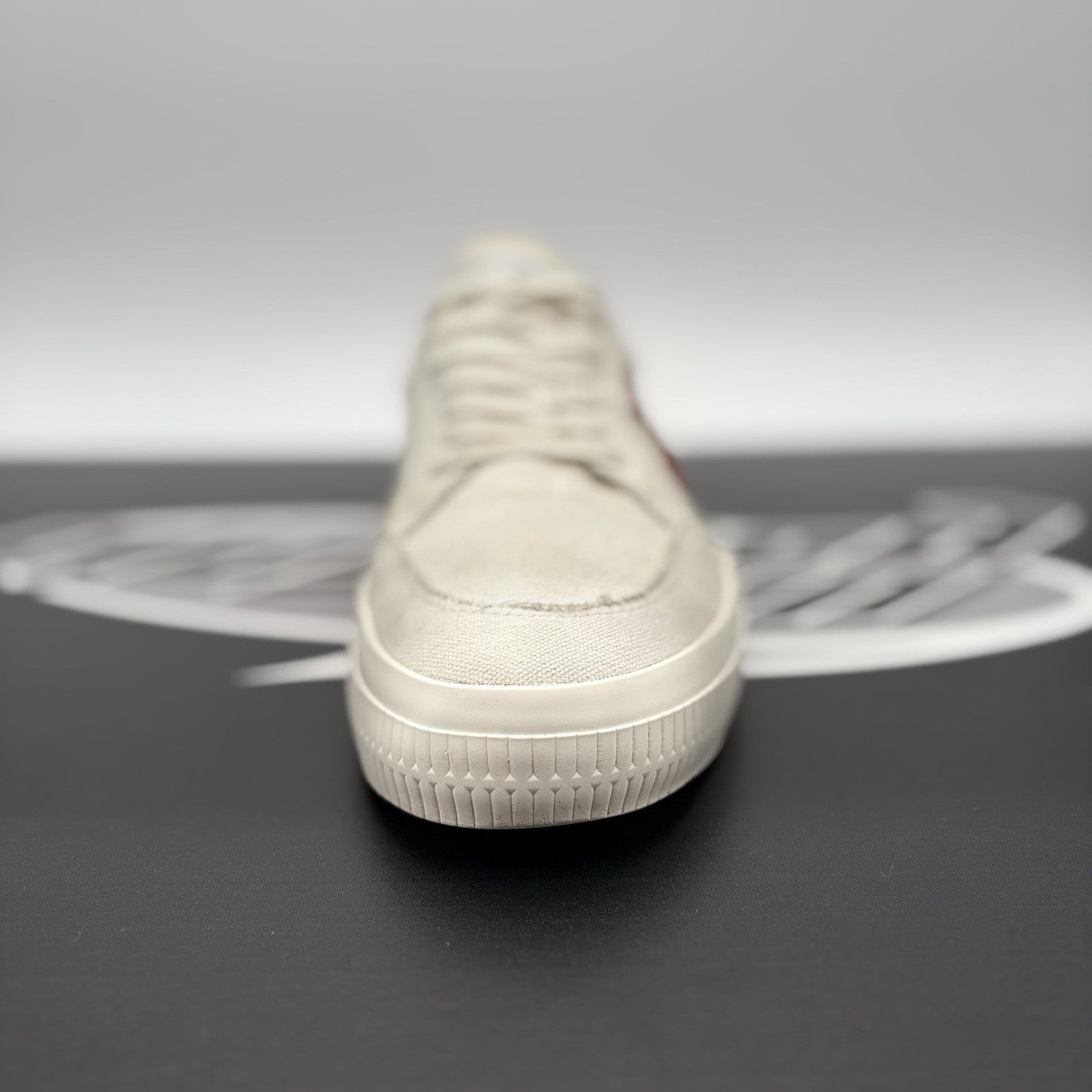 Size 40 (7 US) - Off-White Vulc Sneaker ' White ' | GOOD CONDITION!