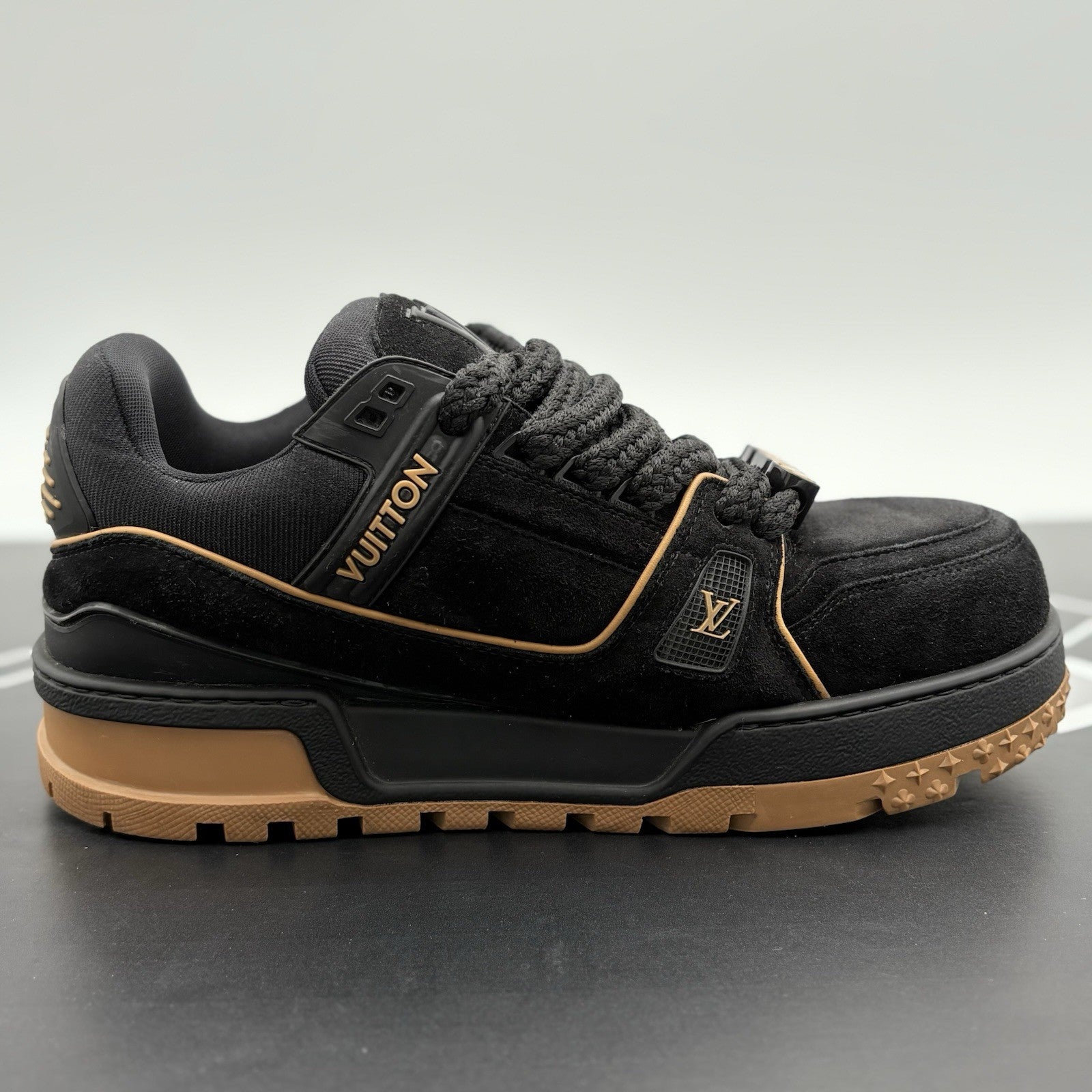 Size 8.5 LV (9.5-10 US) Louis Vuitton Suede Maxi ' Black Brown ' | GOOD COND!