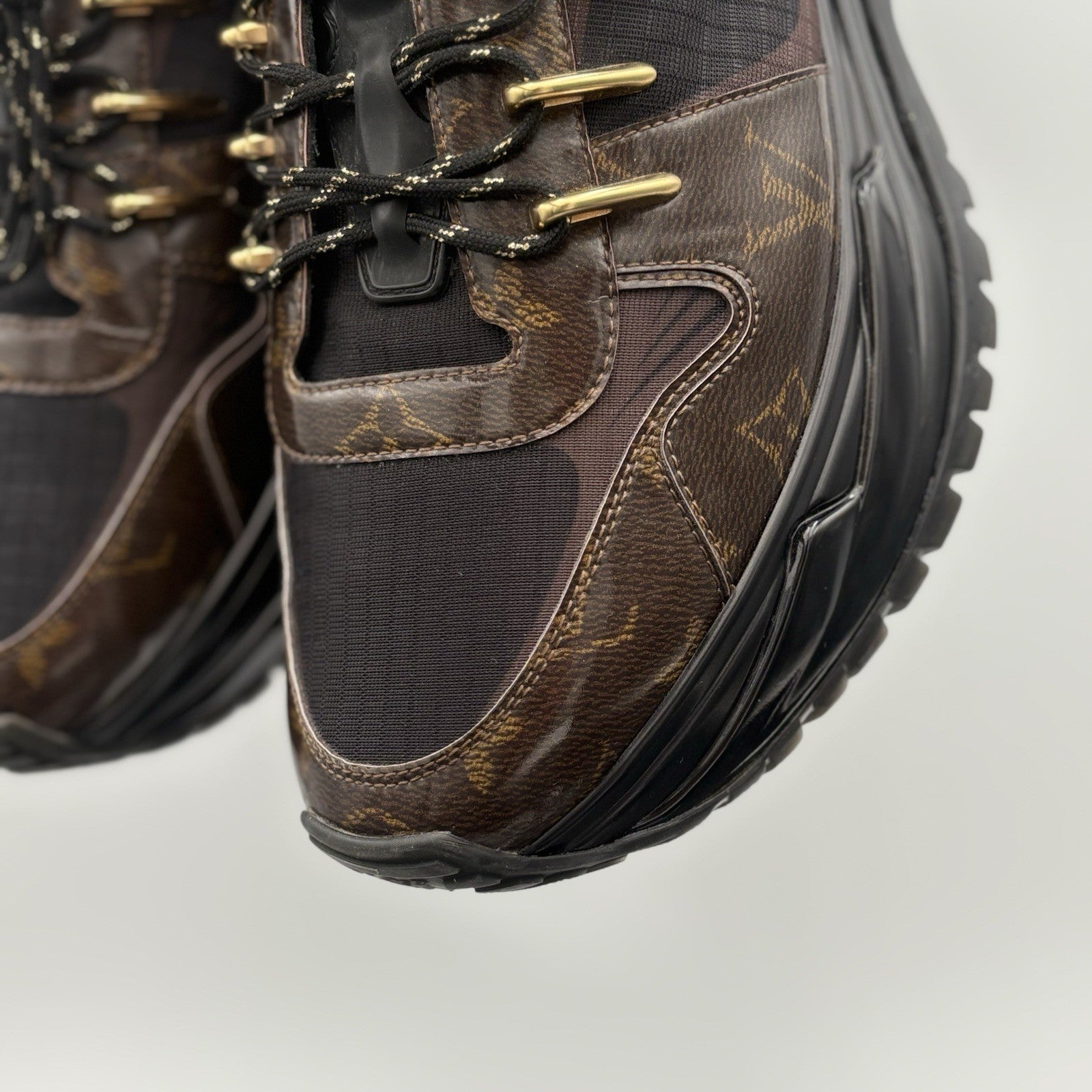 Size 9.5 LV (10.5-11 US) Louis Vuitton Run Away Pulse ' Brown Eclipse ' | CLEAN!