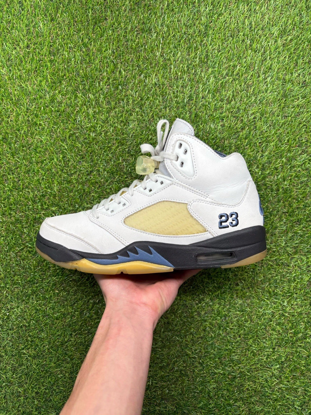 Size 10.5W (9M) -  Nike x A Ma Maniere Air Jordan 5 Retro ‘ Dawn ’ | GREAT COND!