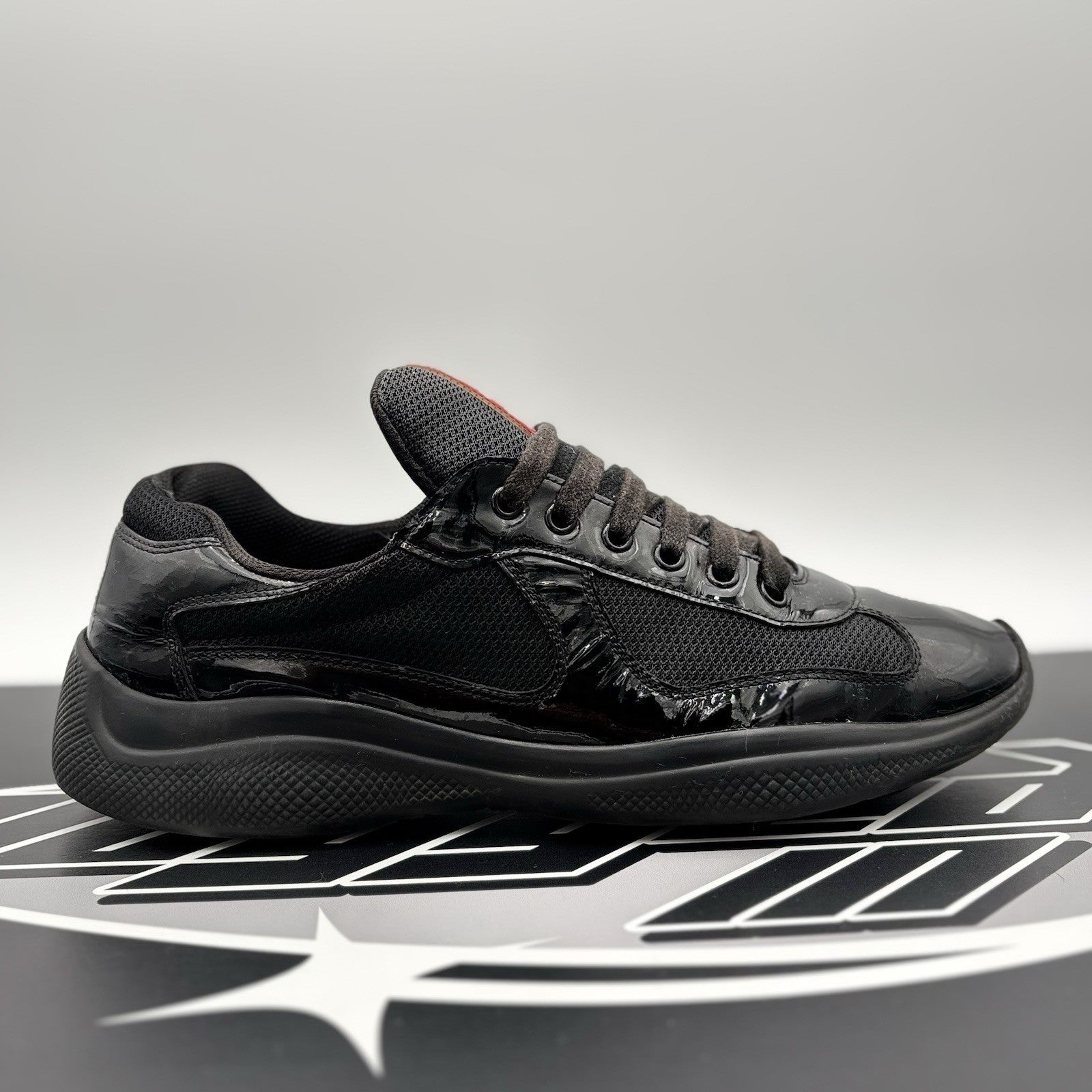 Size 8 UK (9 US) Prada Americas Cup ' Black '