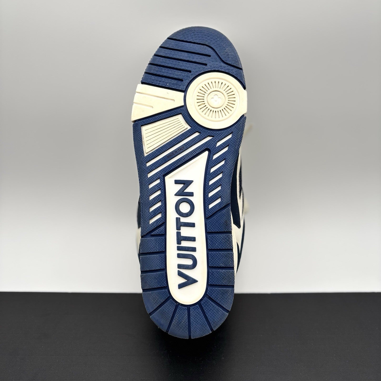 Size 8 LV (9-9.5 US) Louis Vuitton Skate ' Marine ' | GREAT CONDITION