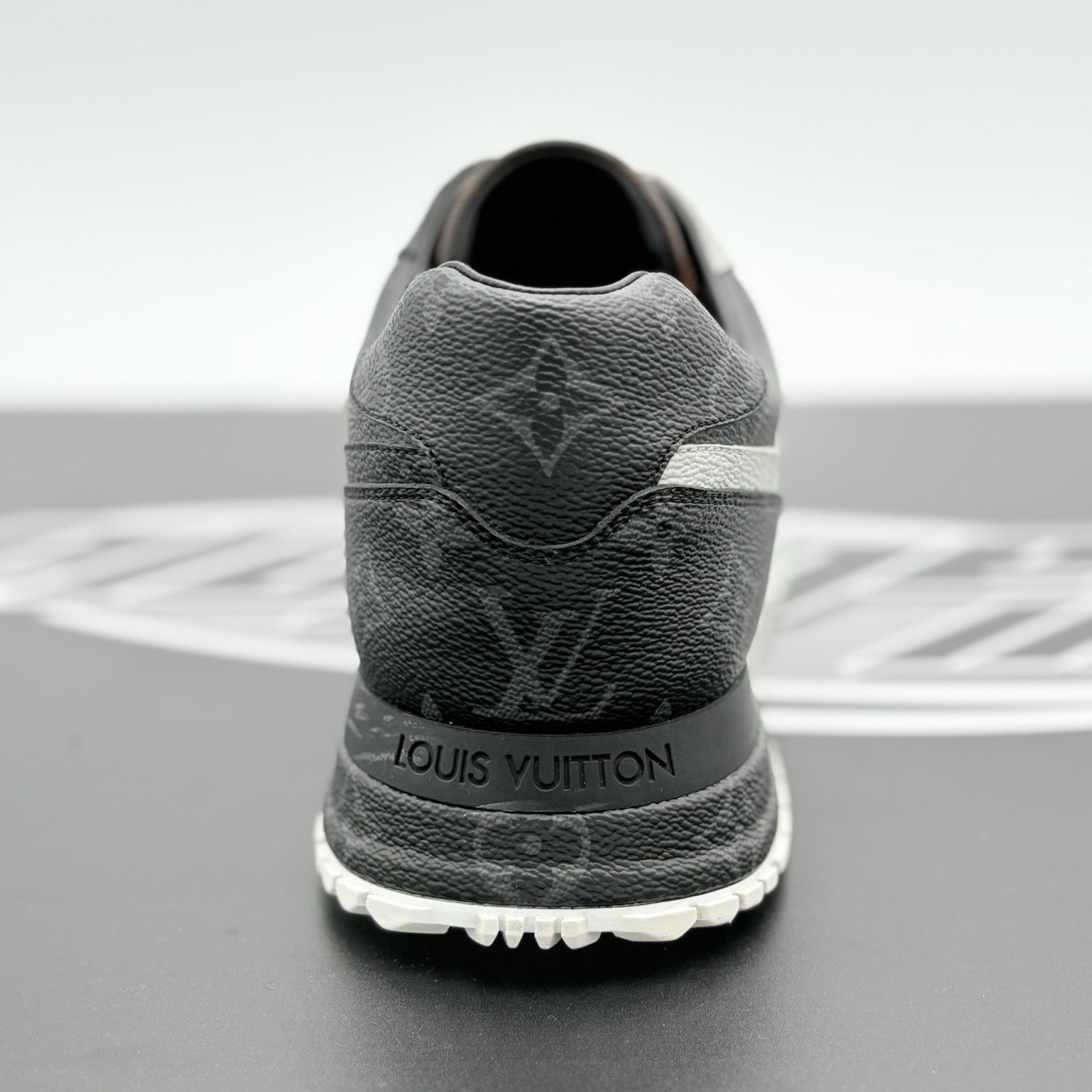 Size 8.5 LV (9.5-10 US) Louis Vuitton Run Away Sneaker ' Tri-Color ' | CLEAN!