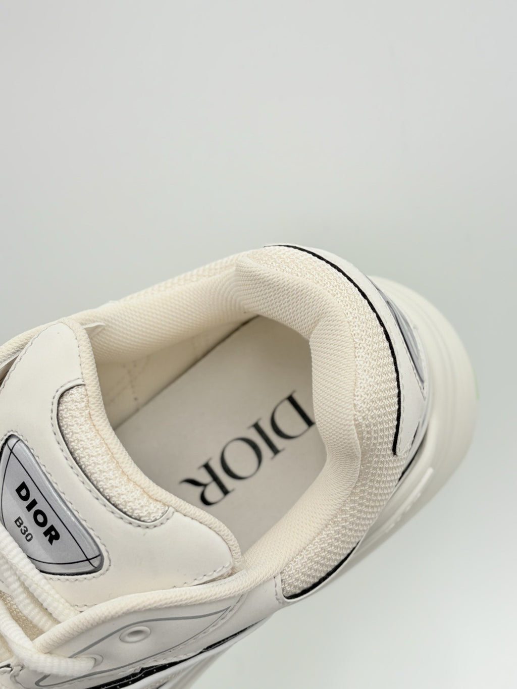 Size 42 (9 US) - Dior B30 Reflective CD30 ' Cream Green ' | SUPER CLEAN!