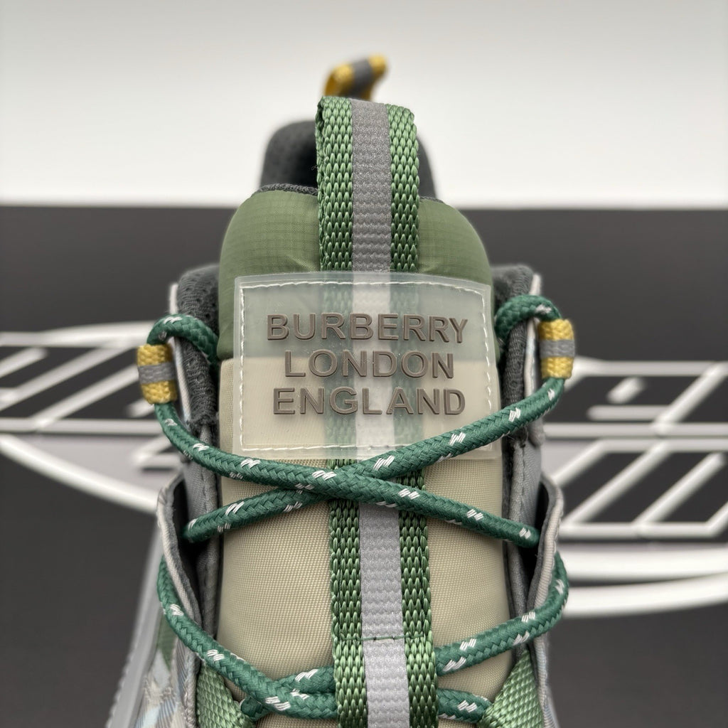 Size 44.5 (11.5 US) Burberry Arthur ' Grey, Plaid ' | NEW!