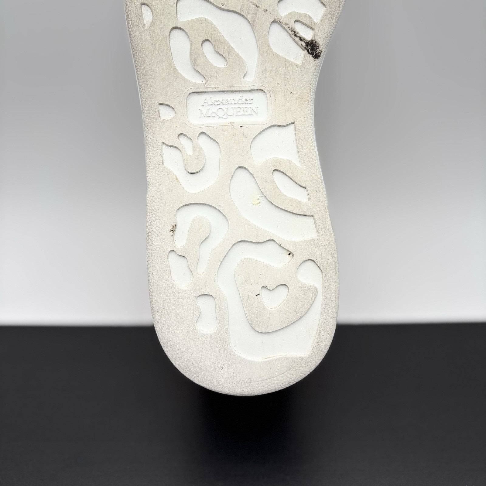 Size 41.5 (8.5 US) Alexander McQueen Oversized ‘ White, Red ' | GOOD COND!