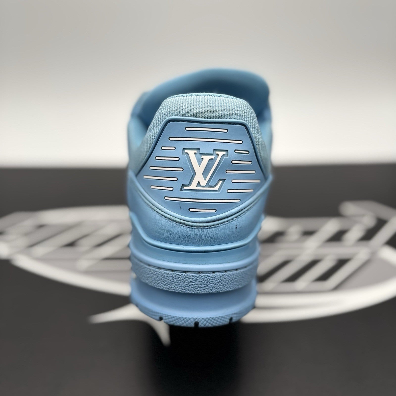 Size 9.5 LV (10.5-11 US) - Louis Vuitton Trainer ' Sky Blue ' | GREAT!