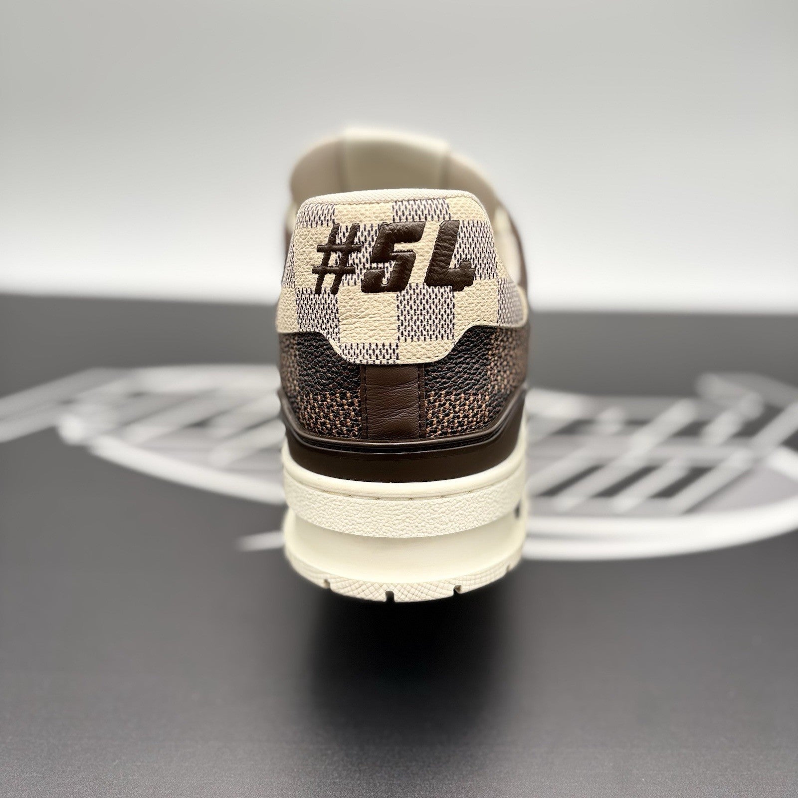 Size 9 LV (10-10.5 US) - Louis Vuitton Trainer ' Monogram Brown Ebene ' | GREAT!