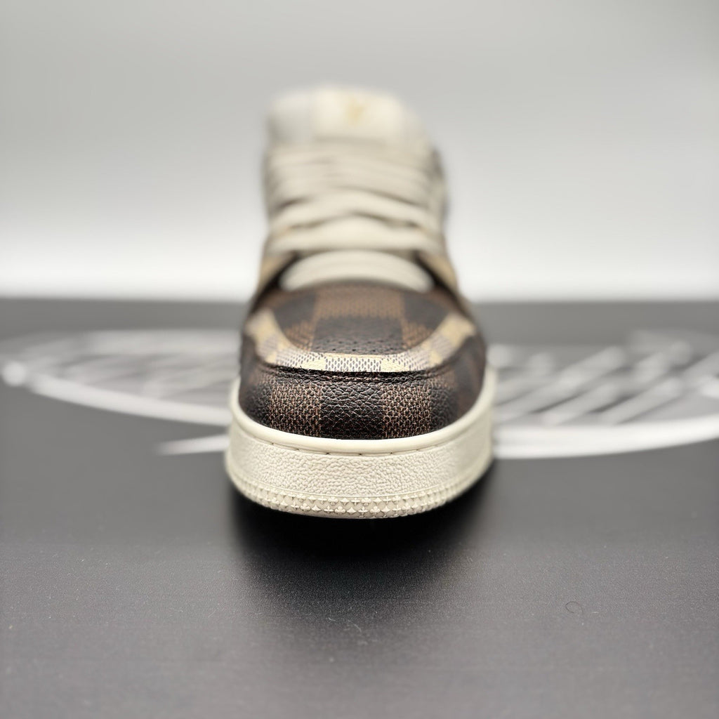 Size 9 LV (10-10.5 US) - Louis Vuitton Trainer ' Monogram Brown Ebene ' | GREAT!
