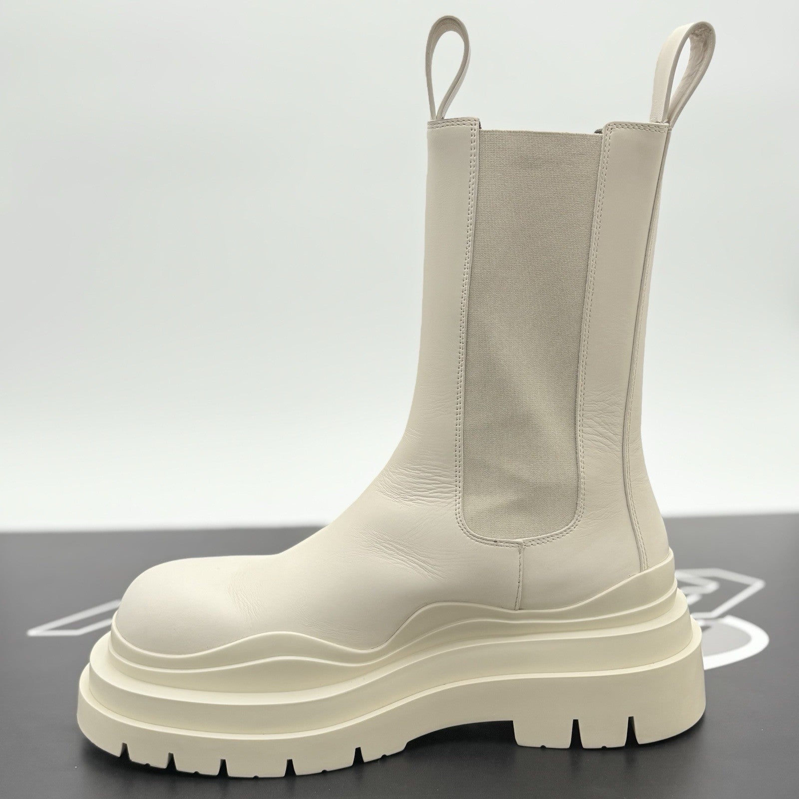 Size 40 (7 US) - Bottega Veneta Tire Boot ' Sea Salt ' | GREAT CONDITION!
