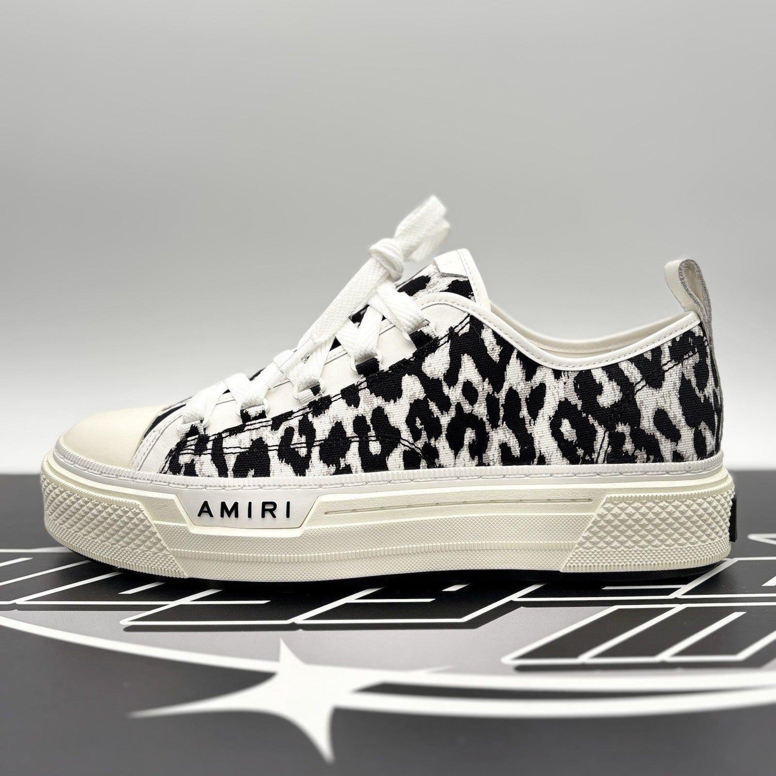 Size 43 (10US) Amiri Court Low ' White Leopard ' | Excellent!
