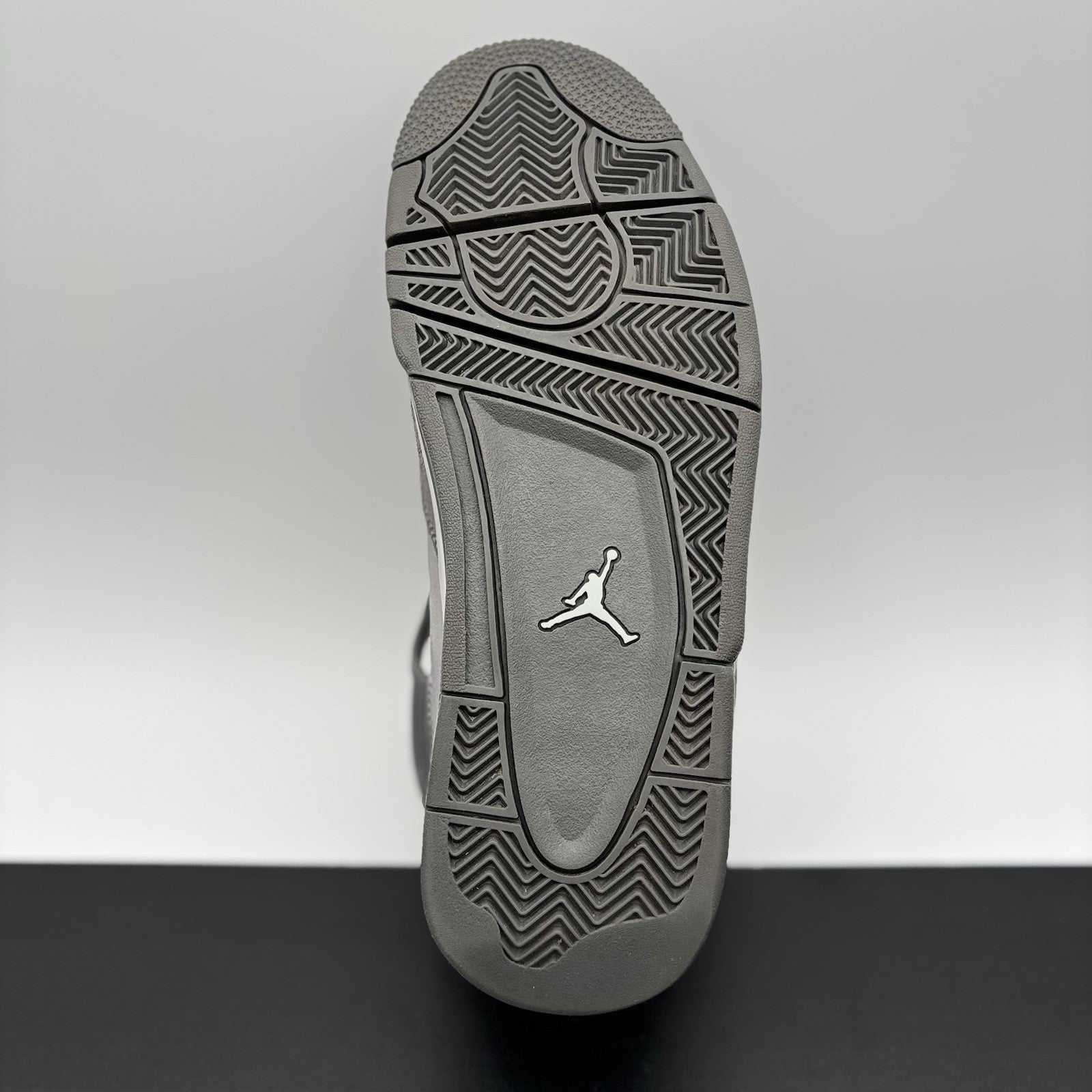 Size 9.5 - Air Jordan 4 Retro SE ' Wet Cement ' | SUPER CLEAN!