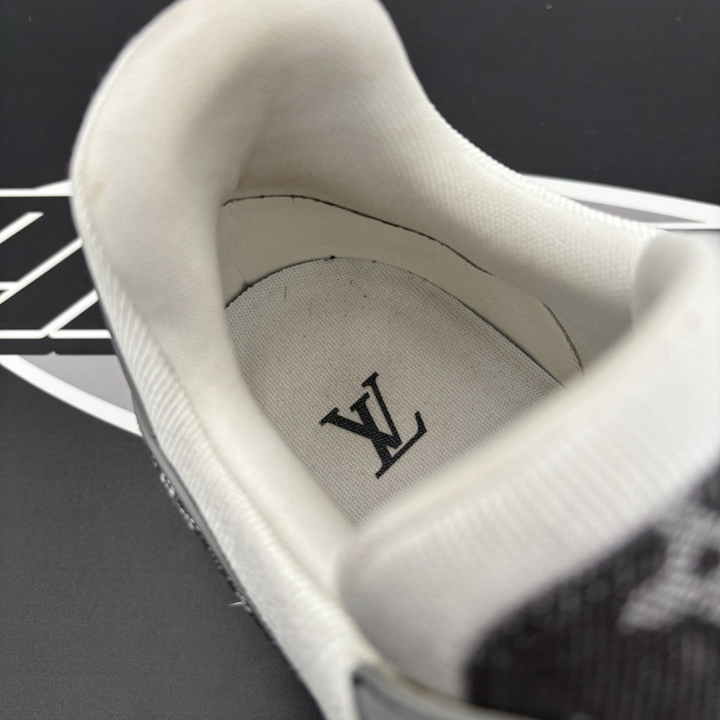 Size 11 LV (12- 12.5 US) Louis Vuitton Trainer ' Grey Denim ' | EXCELLENT!