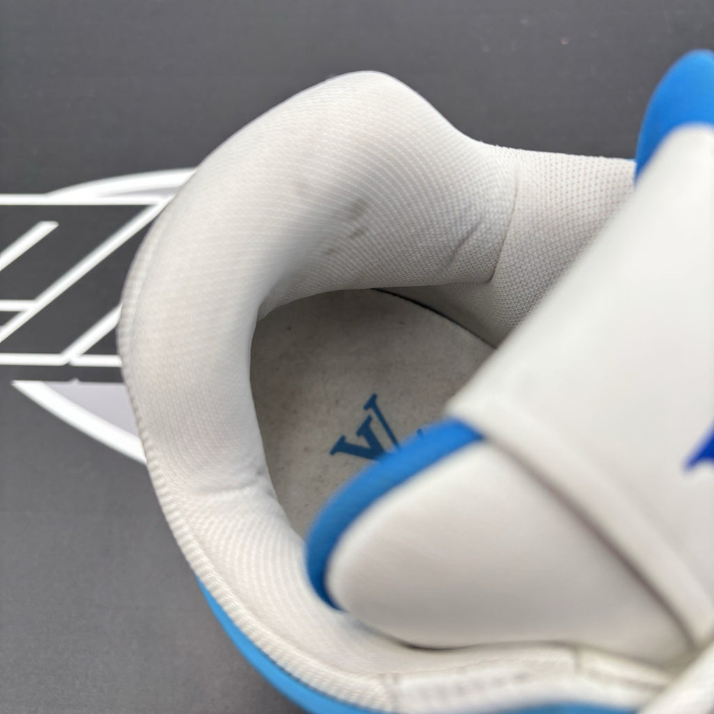 Size 8.5 LV (9.5-10 US) - Louis Vuitton Trainer Mid ‘ White, Blue ’ | GREAT!