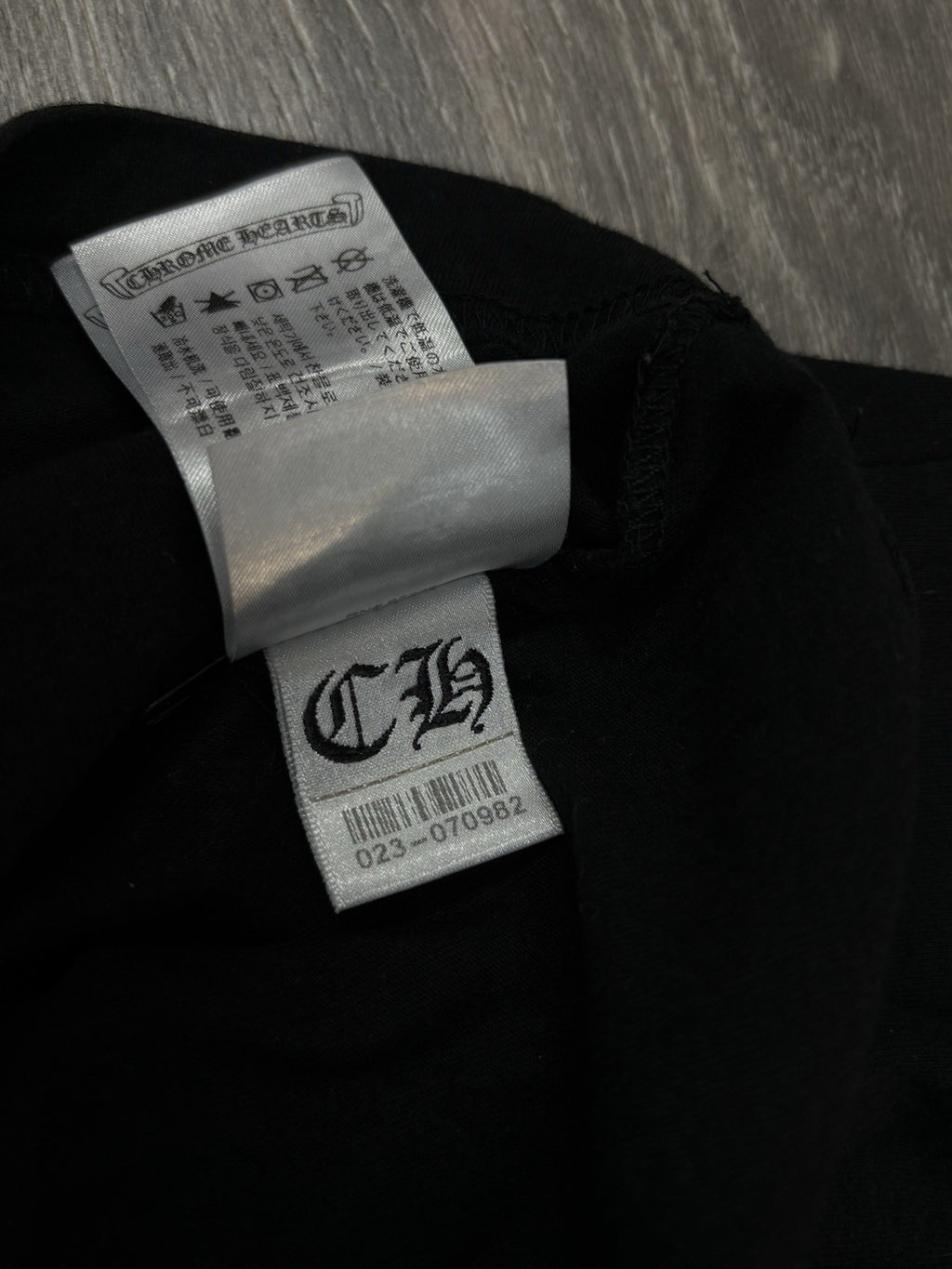Size Medium - Chrome Hearts Scroll Logo T-Shirt ' Black ' | GREAT COND!