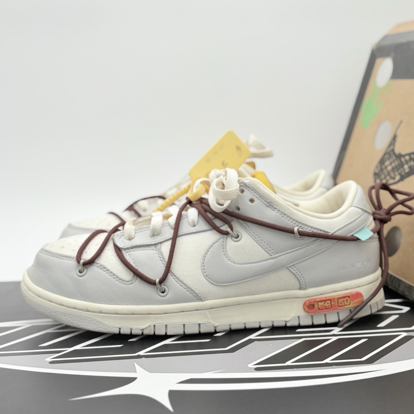 Size 9.5 - Nike Off-White x Dunk Low Lot 46 of 50 | GOOD CONDITION!