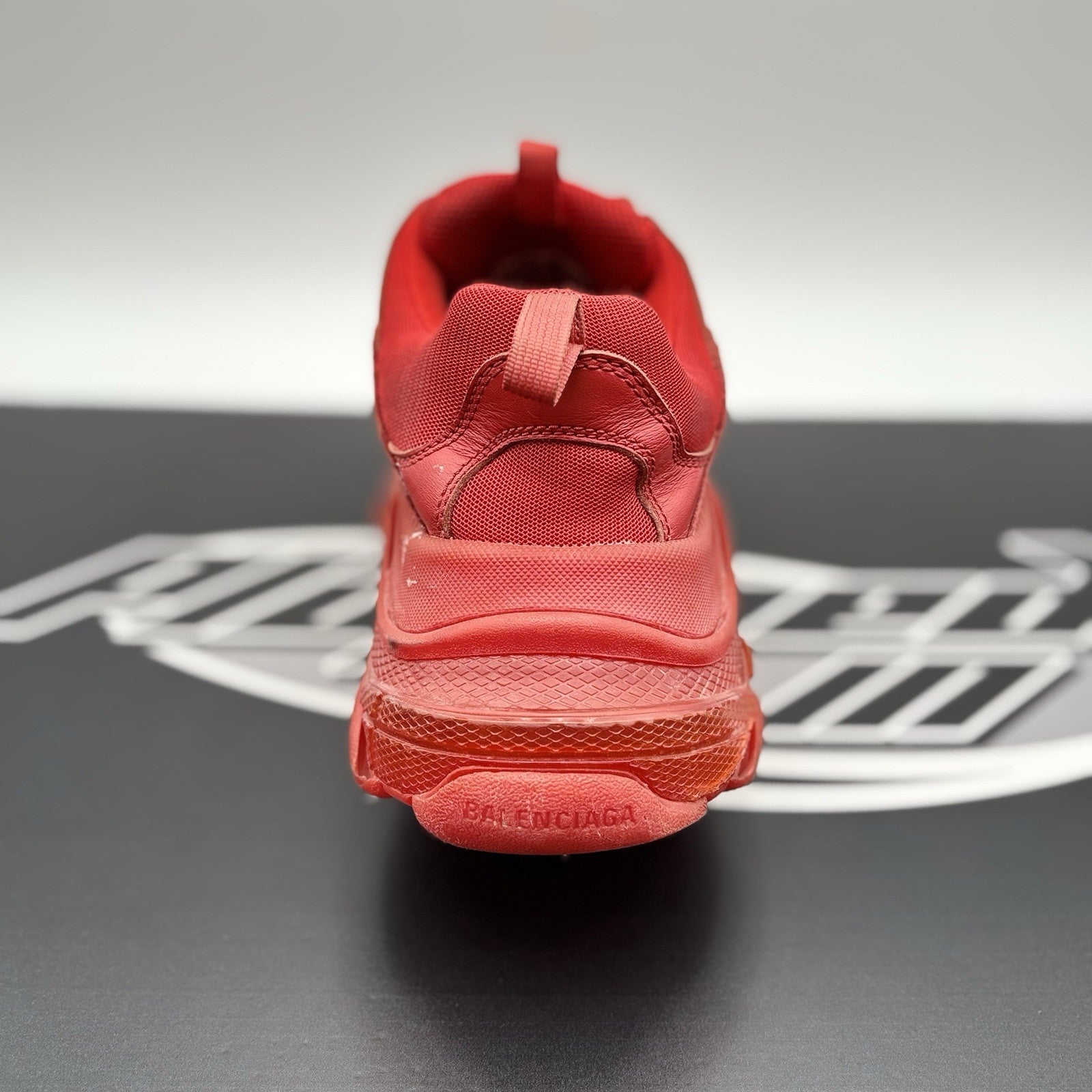 Size 43 (10 US) - Balenciaga Triple S ' Red '