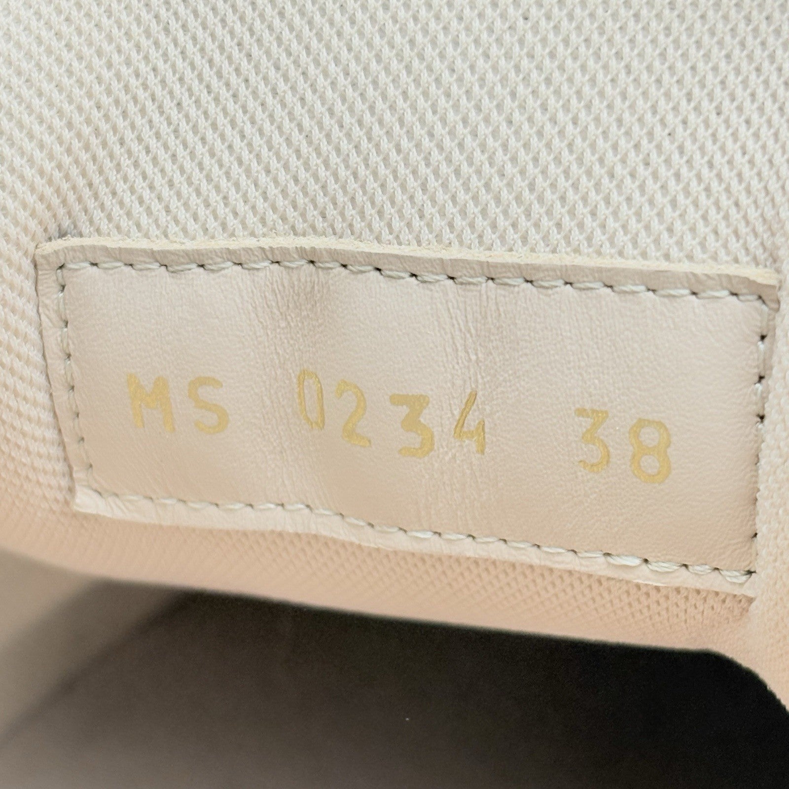 Size 38 (5 US) - Louis Vuitton Trainer ' Pink ' | GREAT CONDITION!
