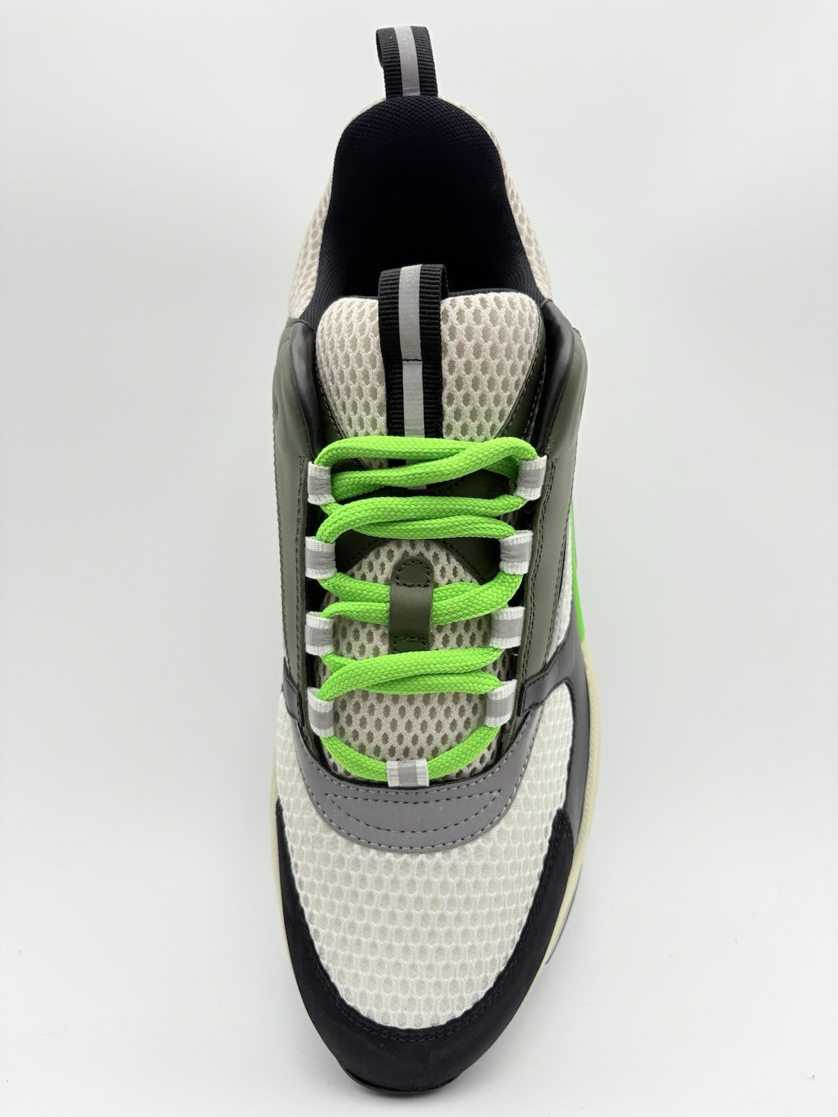 Size 44 (11 US) - Dior B22 Sneaker ' Khaki Pistachio ' | EXCELLENT CONDITION!