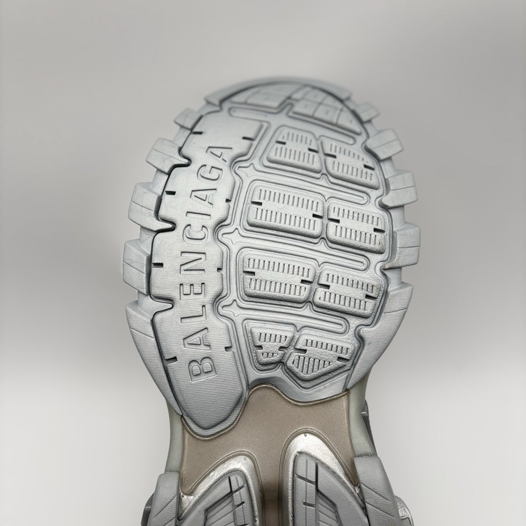 Size 42 EU (9 US) - Balenciaga Track ' Triple Silver ' | BRAND NEW!
