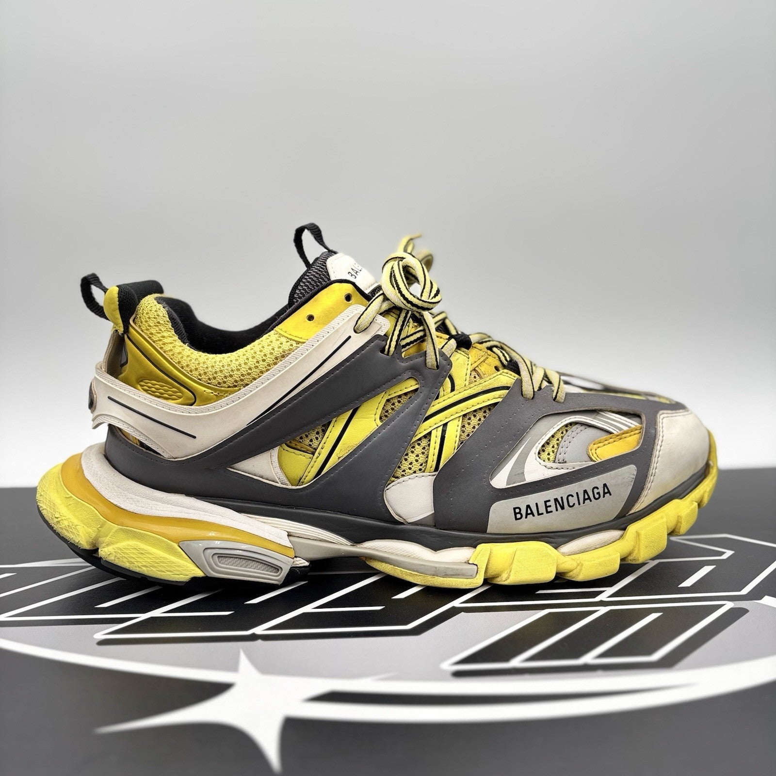 Size 45 (12 US) - Balenciaga Track ' White Yellow ' | GOOD CONDITION!