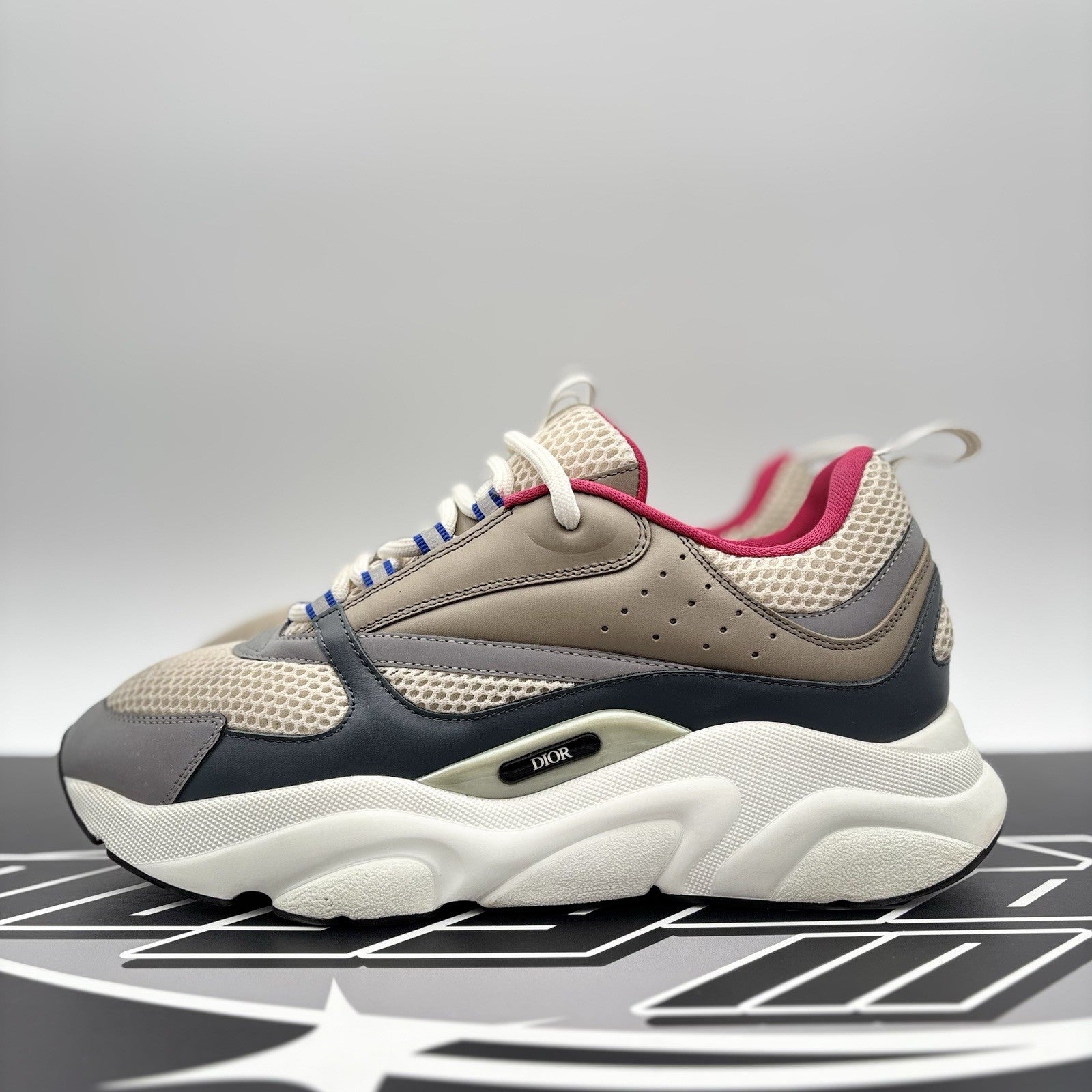 Size 43 (10 US) - Dior B22 ' Beige, Pink ' | GREAT CONDITION!