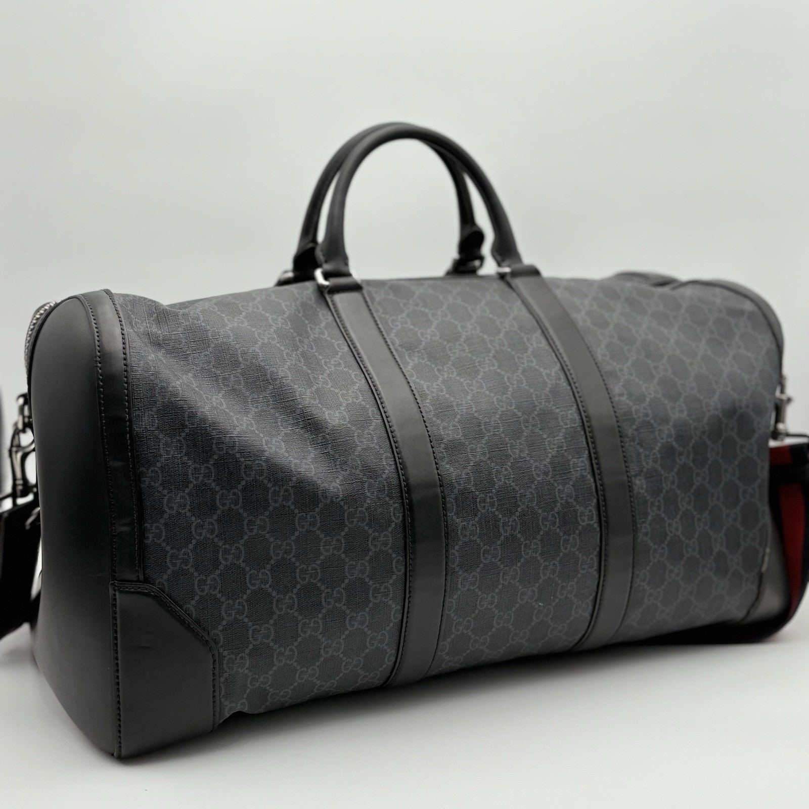 Gucci Carry On Large Duffle Bag ' Gg Supreme - Black ' | GREAT CONDITION!
