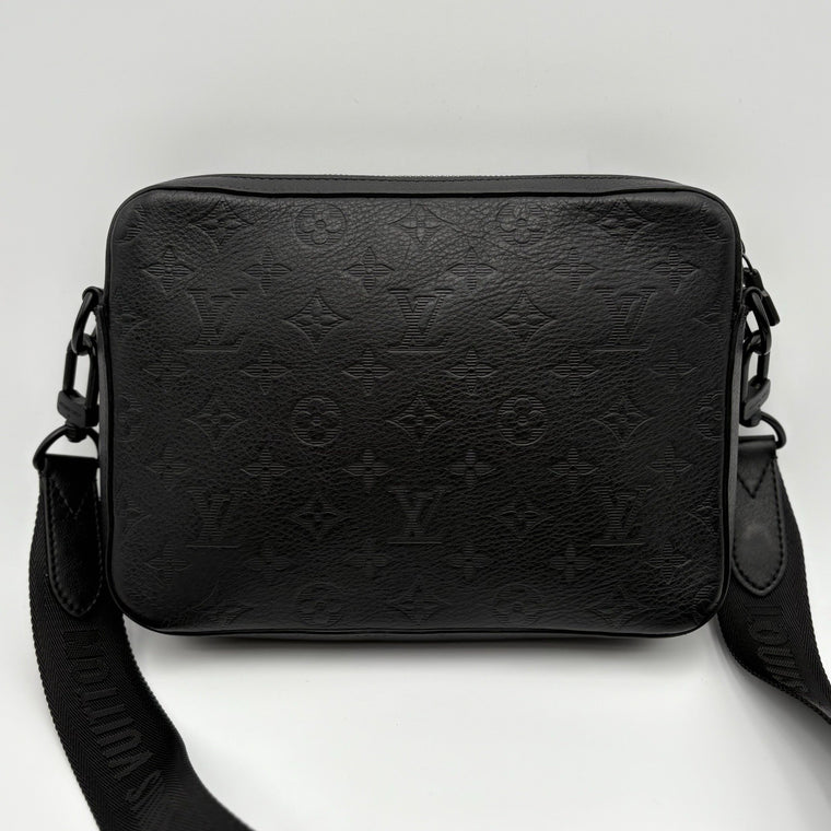 Messenger Bag Monogram Shadow Black — photo 2