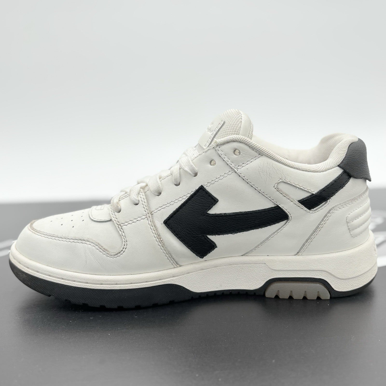 Size 40 (7 US) Off-White Out of Office ' White Black ' | GOOD COND!