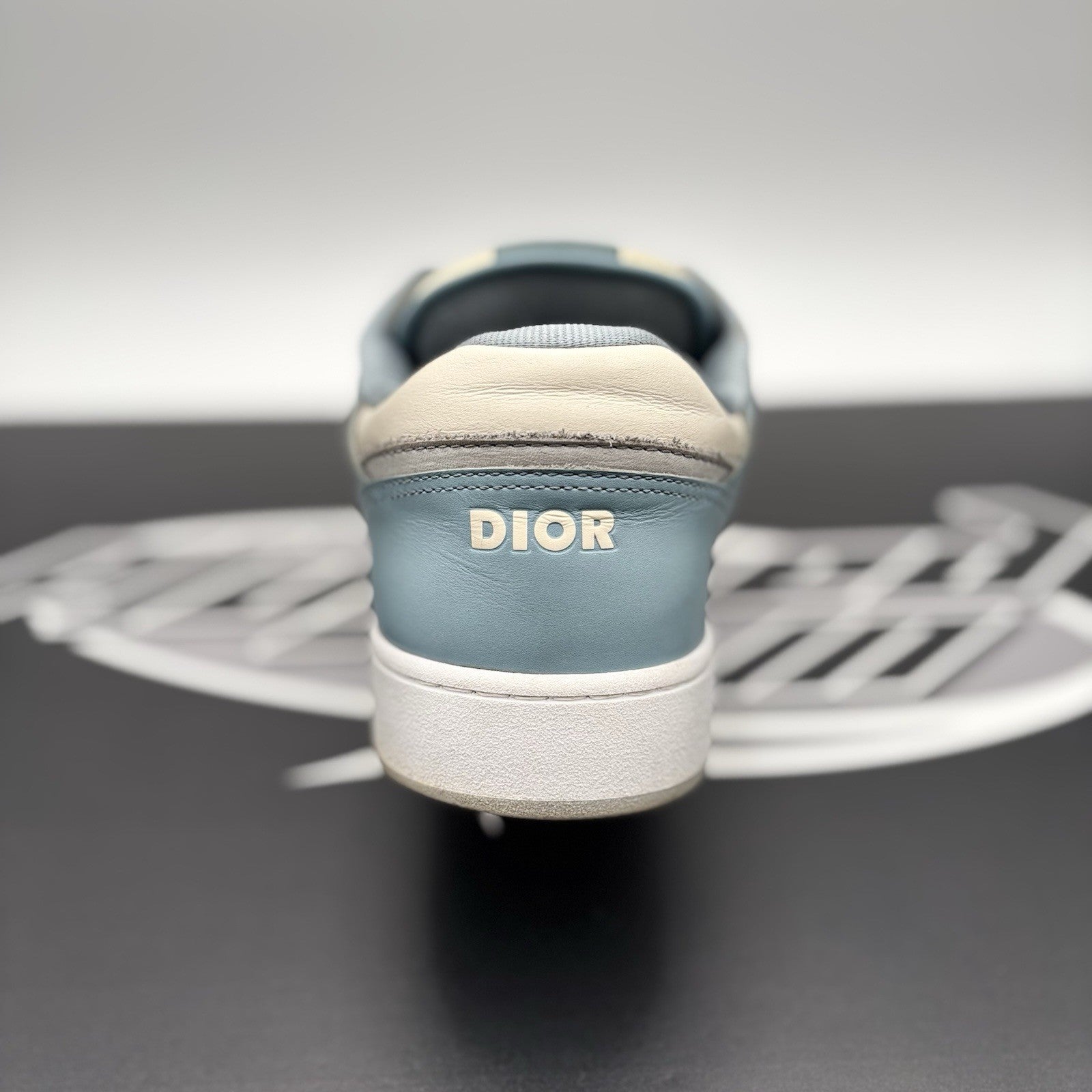 Size 43 (10 US) - Dior B27 Low Dior ' Light Blue ' | GOOD CONDITION!