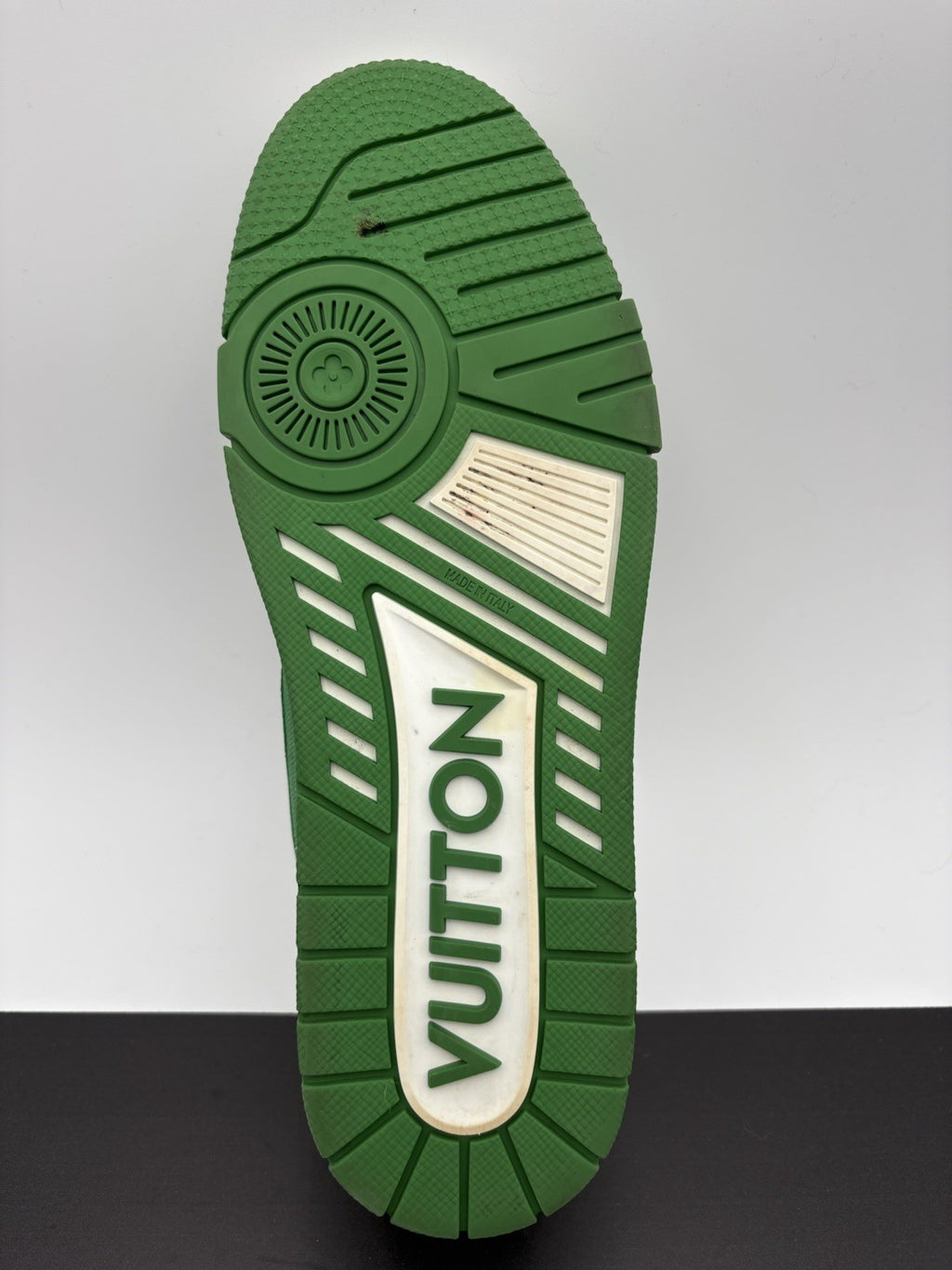 Size 9 LV (10-10.5 US) - Louis Vuitton Trainer ' Green White ' | GREAT CONDITION
