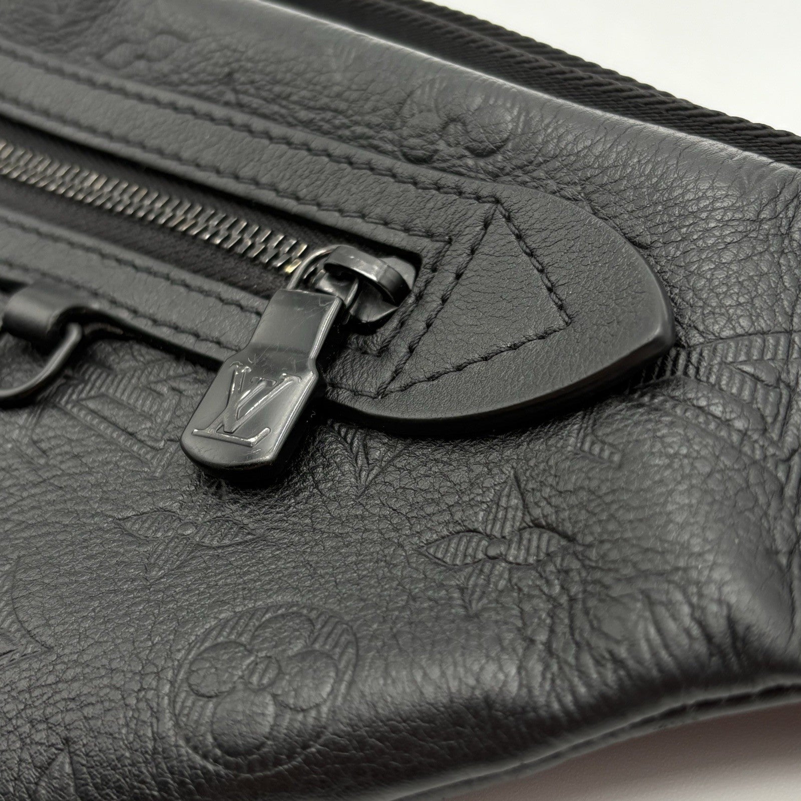 Louis Vuitton Monogram Sling Bag ' Black ' | SUPER CLEAN!