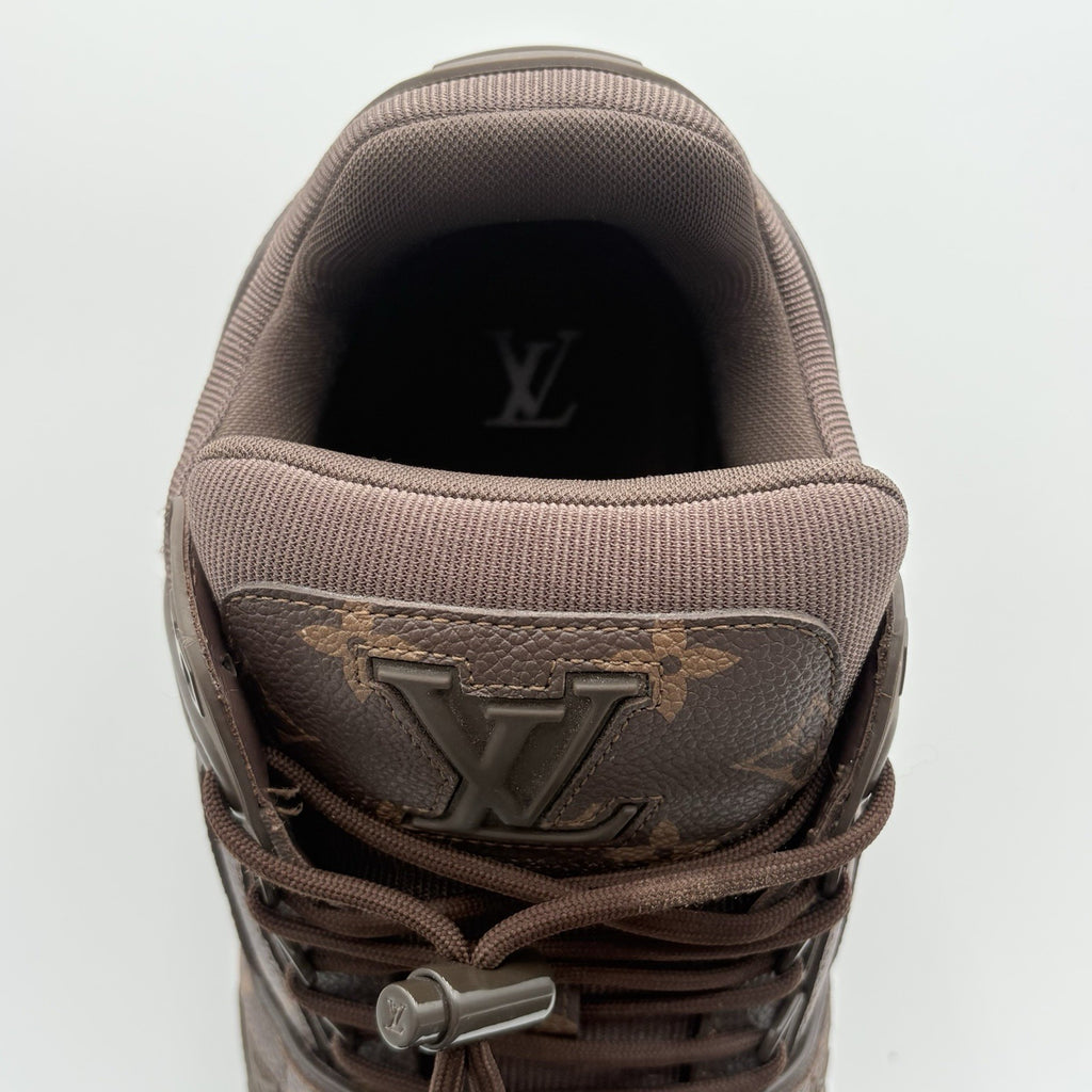 Size 8 LV (9-9.5 US) Louis Vuitton Monogram Maxi ' Ebene ' | ONLY WORN 1-3x