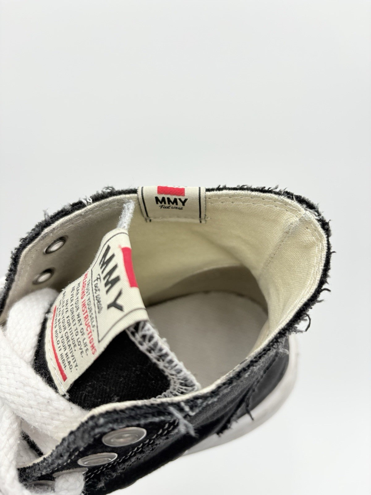Size 41 (8 US) Maison Mihara Yasuhiro Peterson OG Sole Canvas High ' Black '