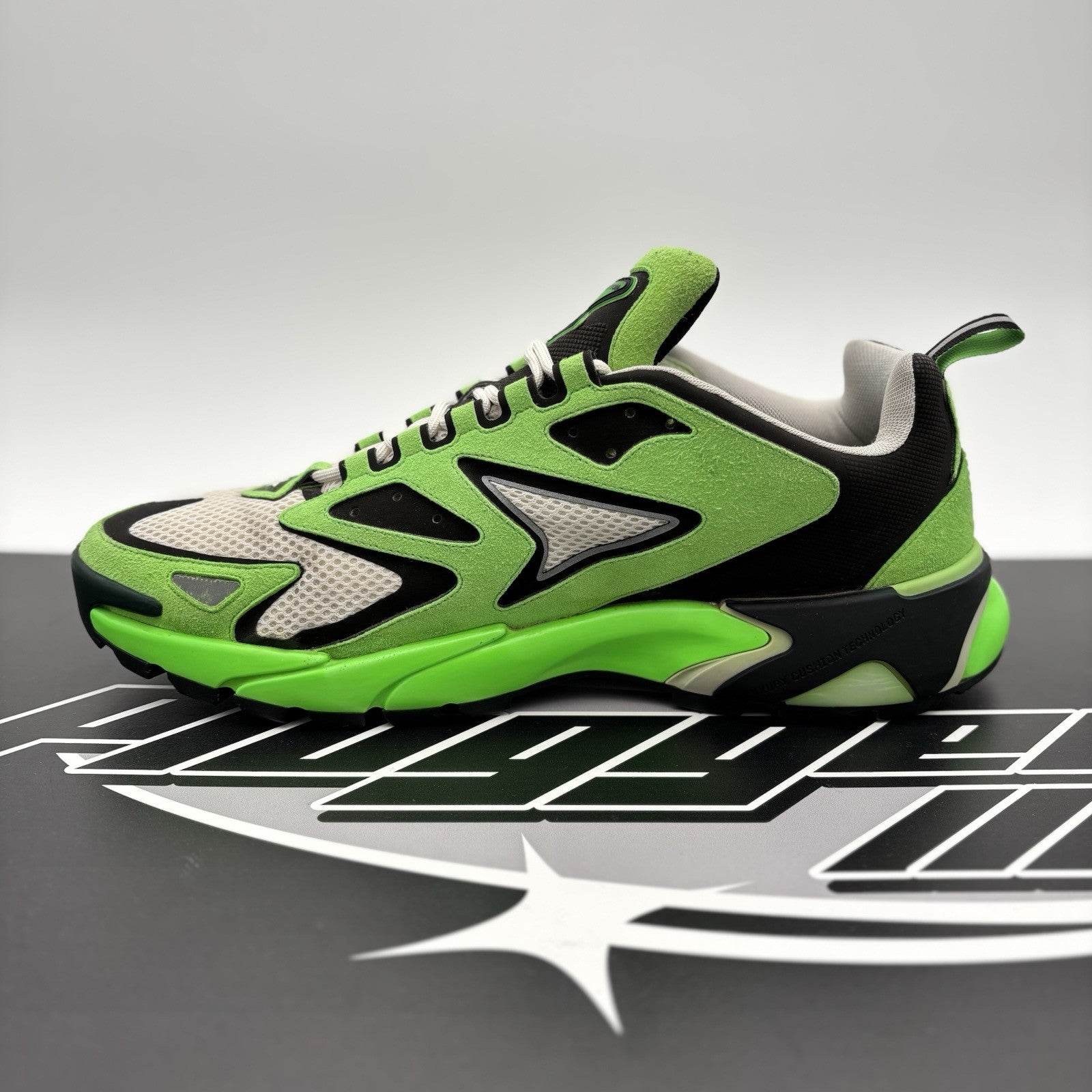 Size 10 LV (11-11.5 US) Louis Vuitton Tactic Runner ' Green ' | GOOD CONDITION!
